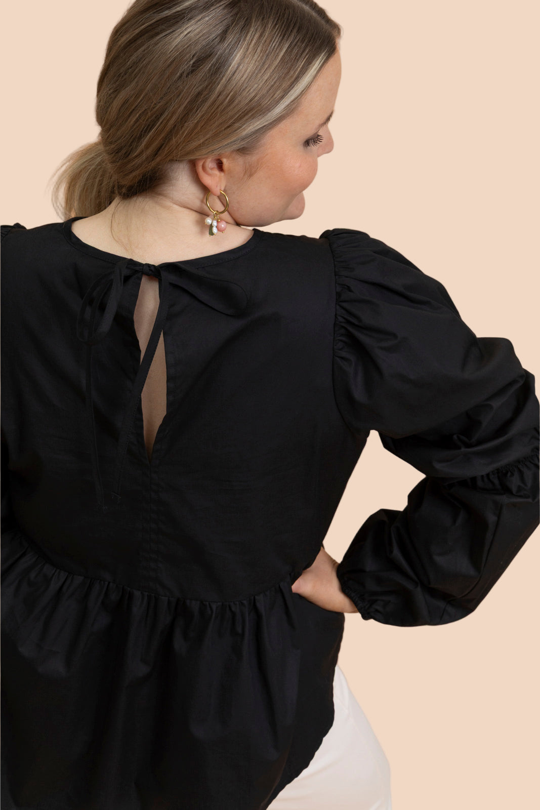 | modelheight:166, size:M