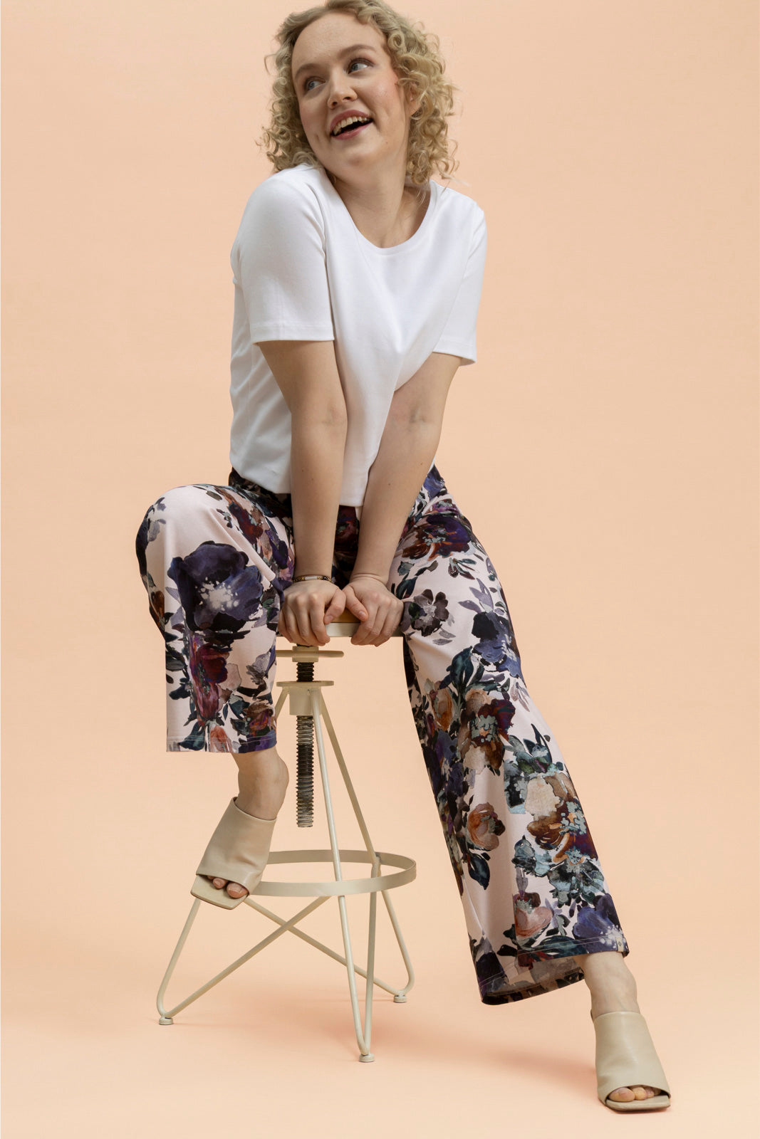 | modelheight:164, size:XS