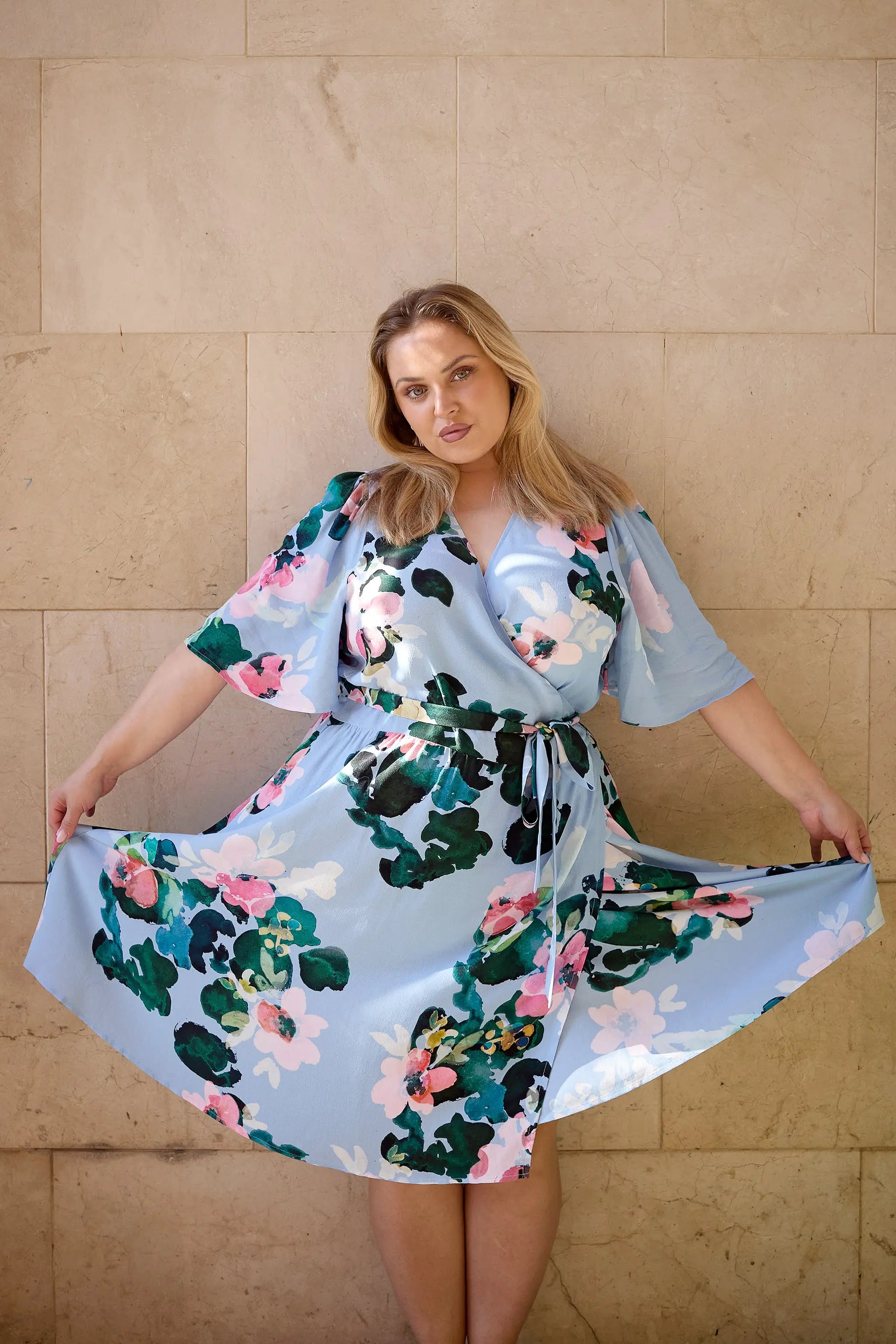 | modelheight:160, size:XL