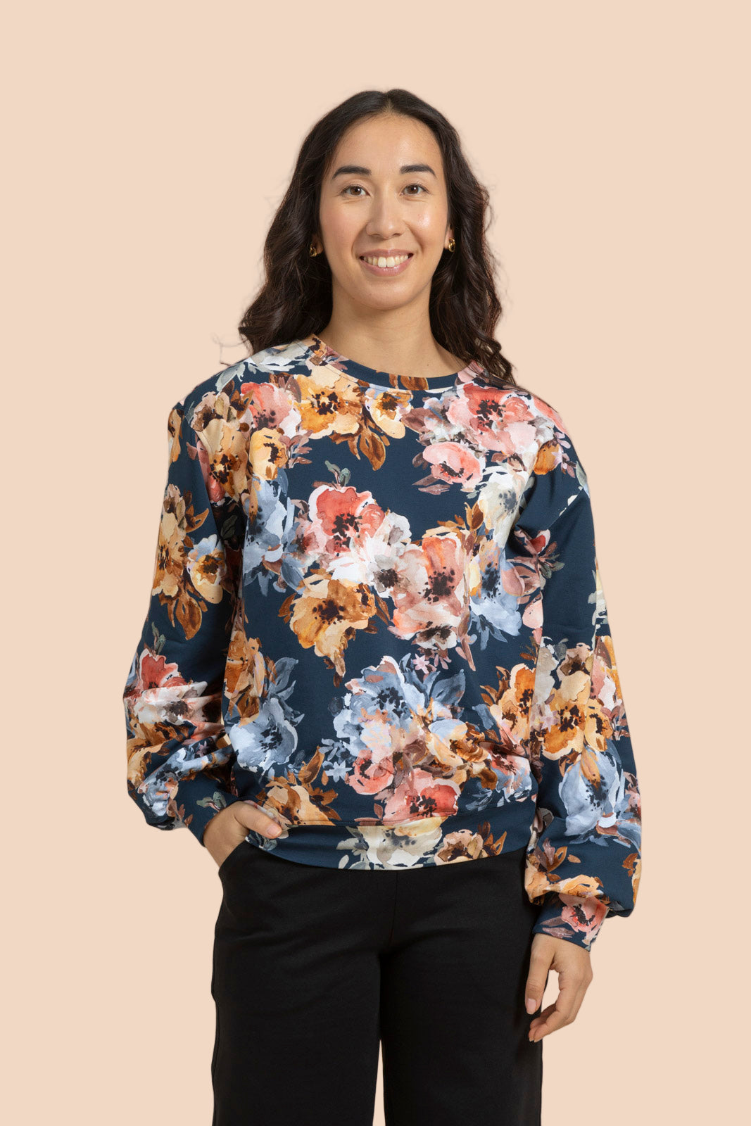 | modelheight:169, size:XS