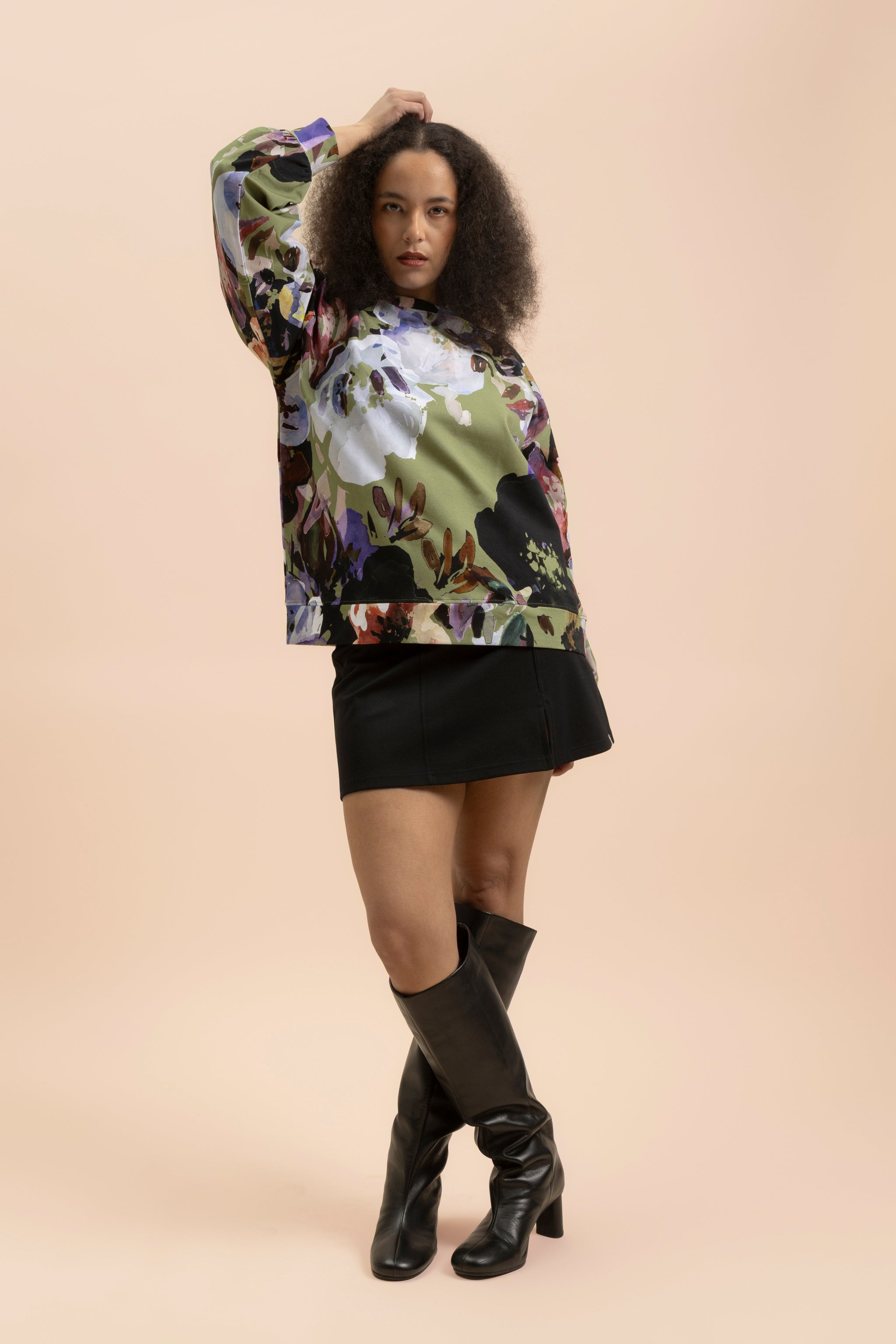 | modelheight:169, size:L