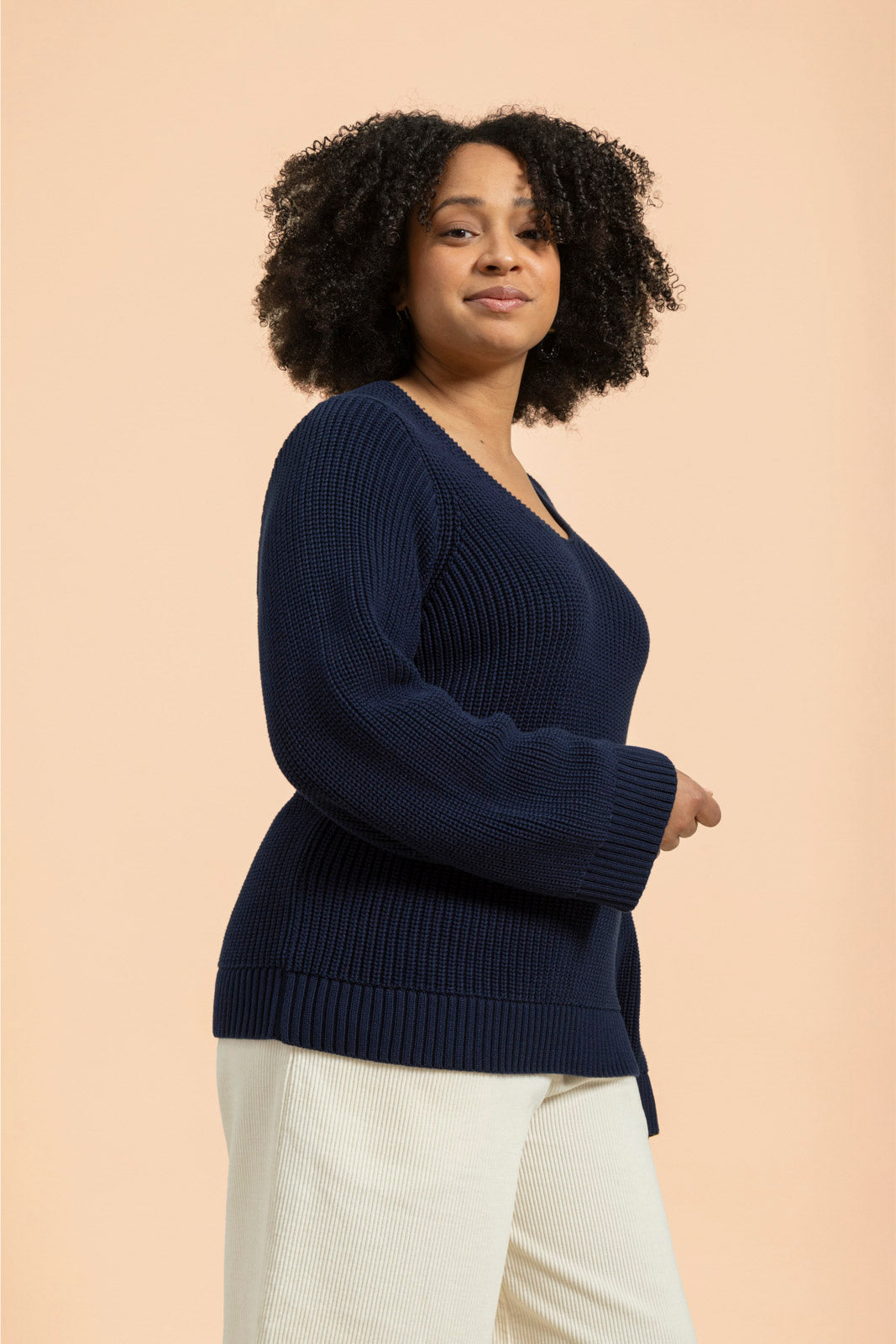 Naisten tummansininen puuvillaneule