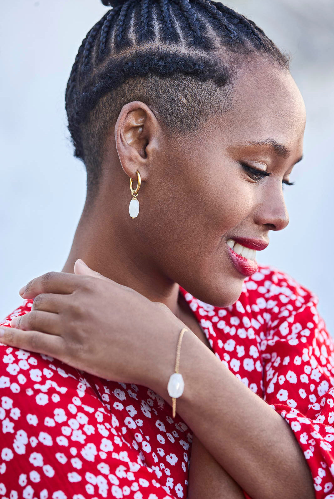 Nepalissa käsintehdyt naistenkorvakorut