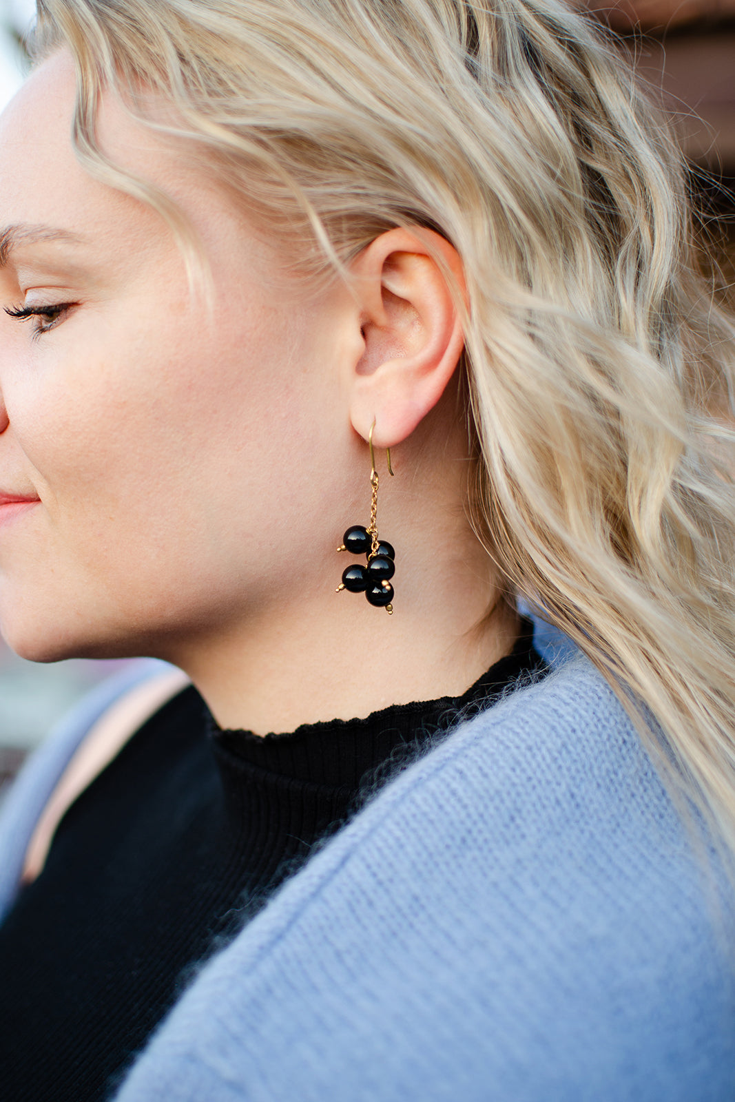 Nepalissa käsintehdyt messinkiset naistenkorvakorut