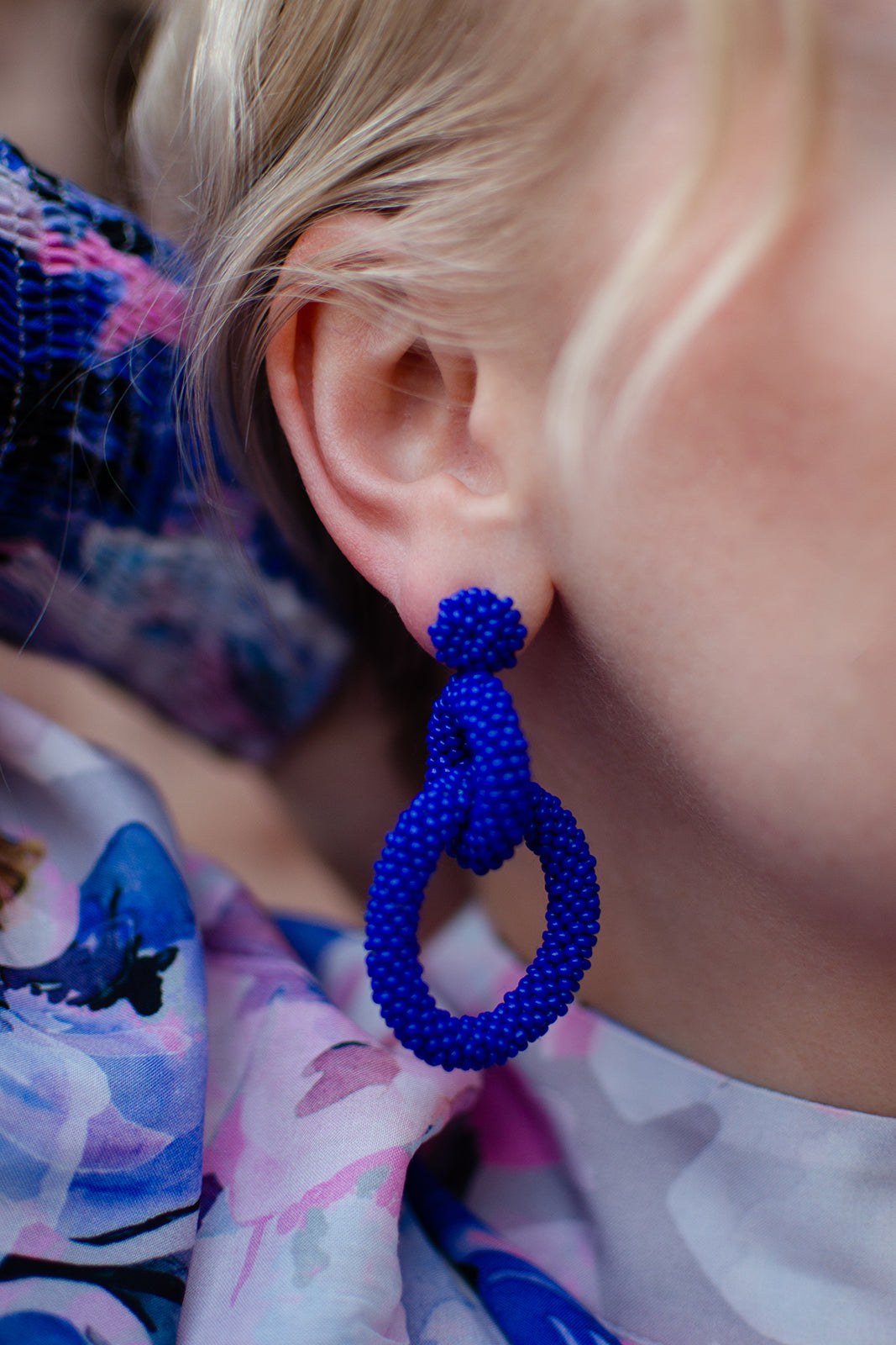 Nepalissa käsintehdyt naisten helmikorvakorut