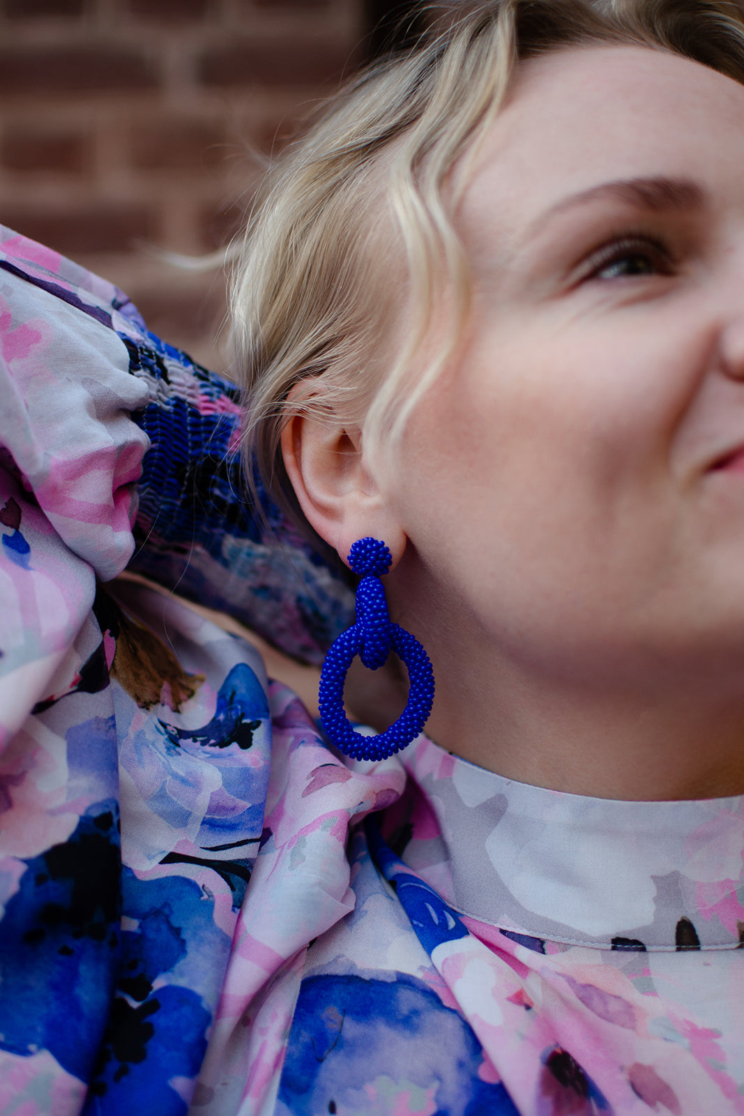 Nepalissa käsintehdyt naisten helmikorvakorut