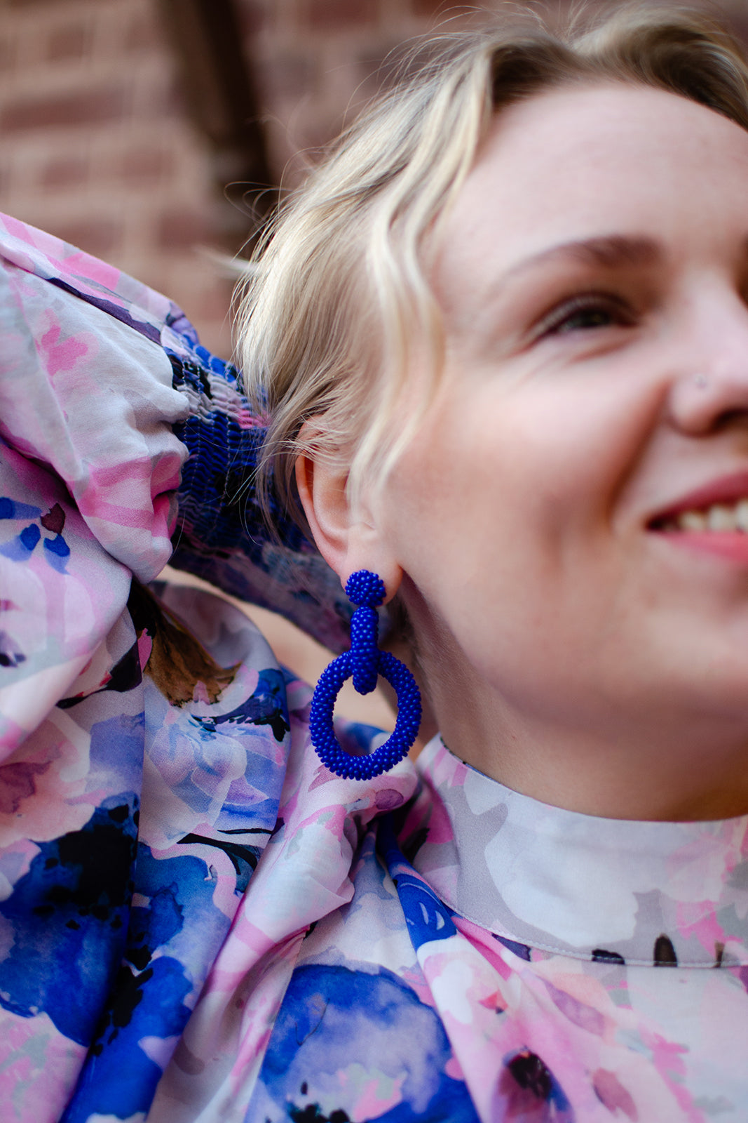 Nepalissa käsintehdyt naisten helmikorvakorut