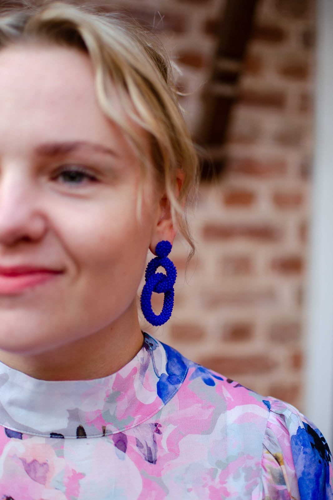 Nepalissa käsintehdyt naisten helmikorvakorut