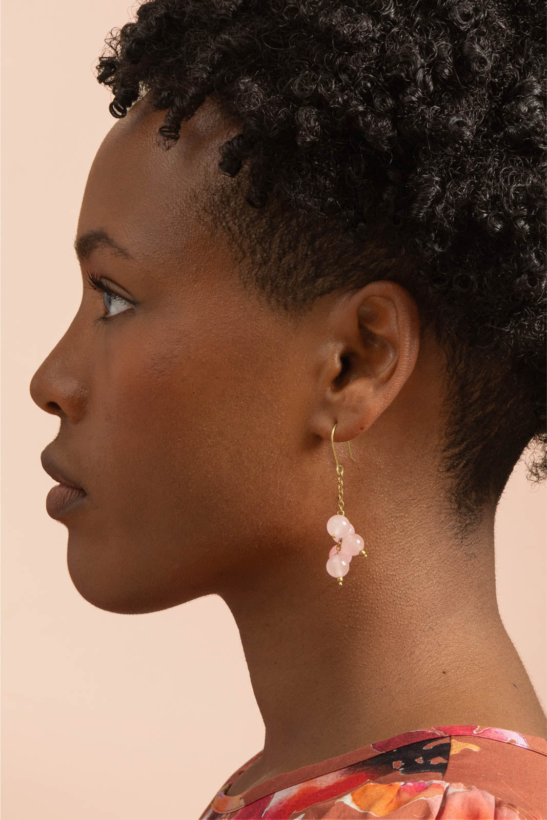 Nepalissa käsintehdyt messinkiset naistenkorvakorut