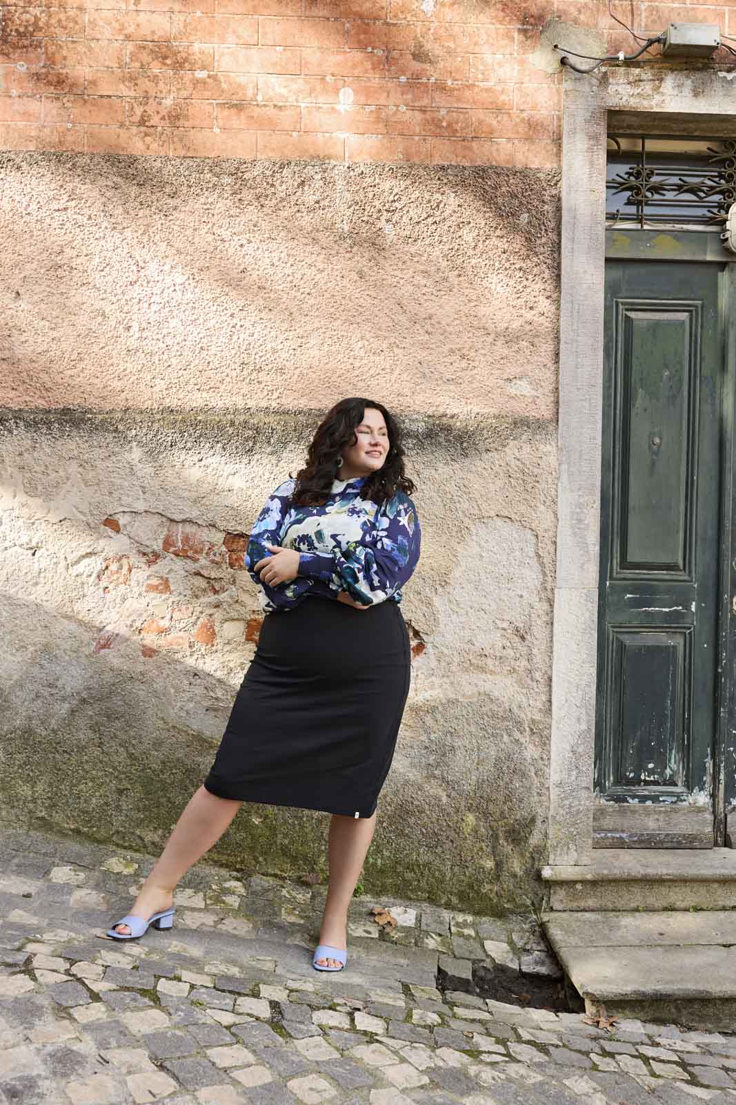 Naisten musta kynähame | modelheight:170, size:XL