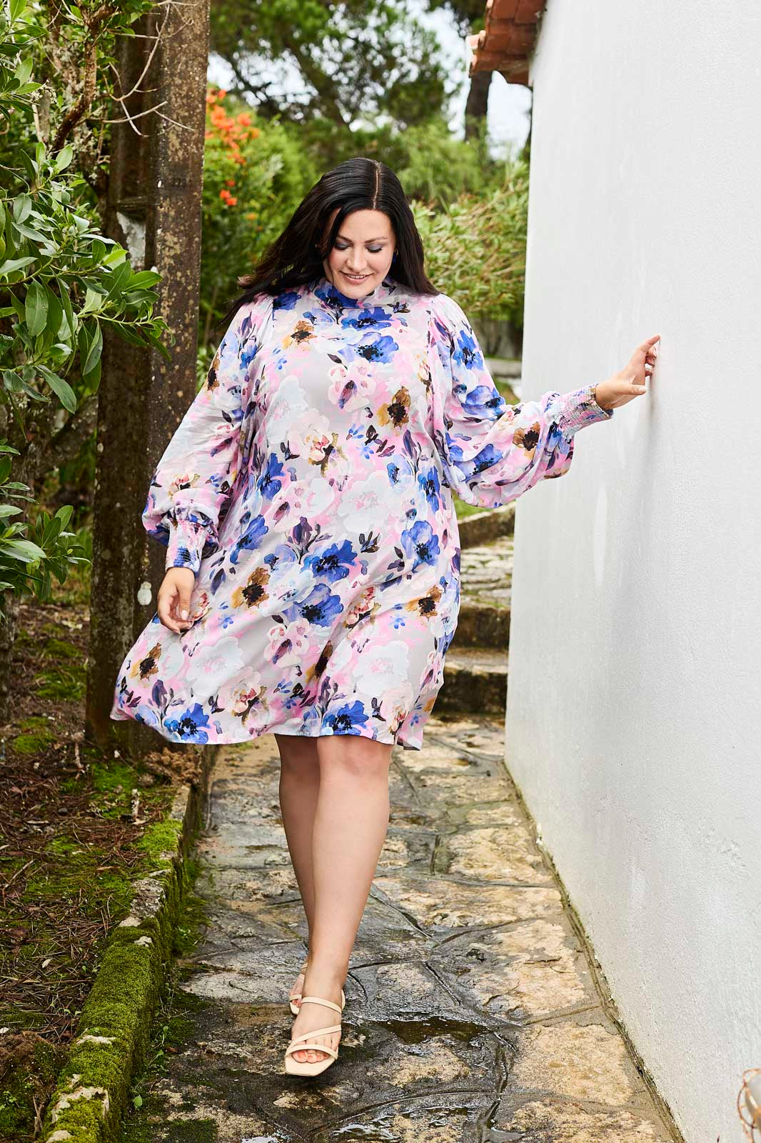 Naisten liila mekko kukkakuviolla | modelheight:170, size:XL