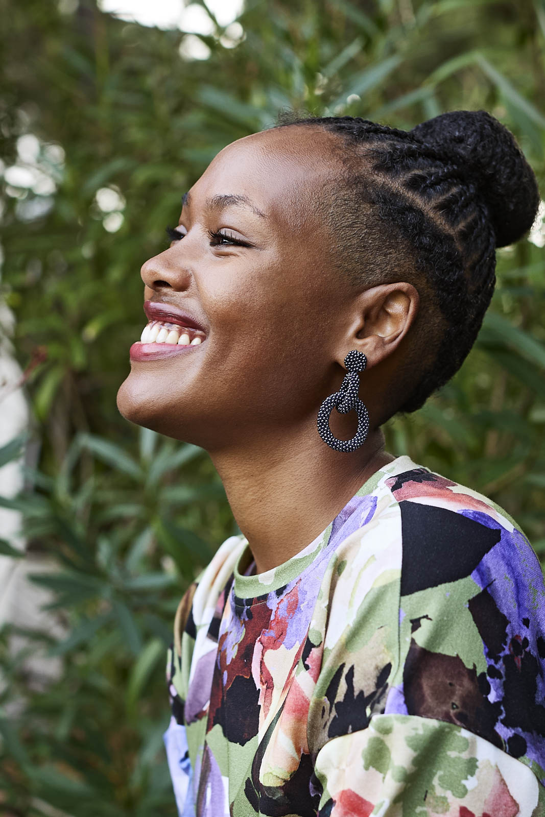 Nepalissa käsintehdyt naisten helmikorvakorut