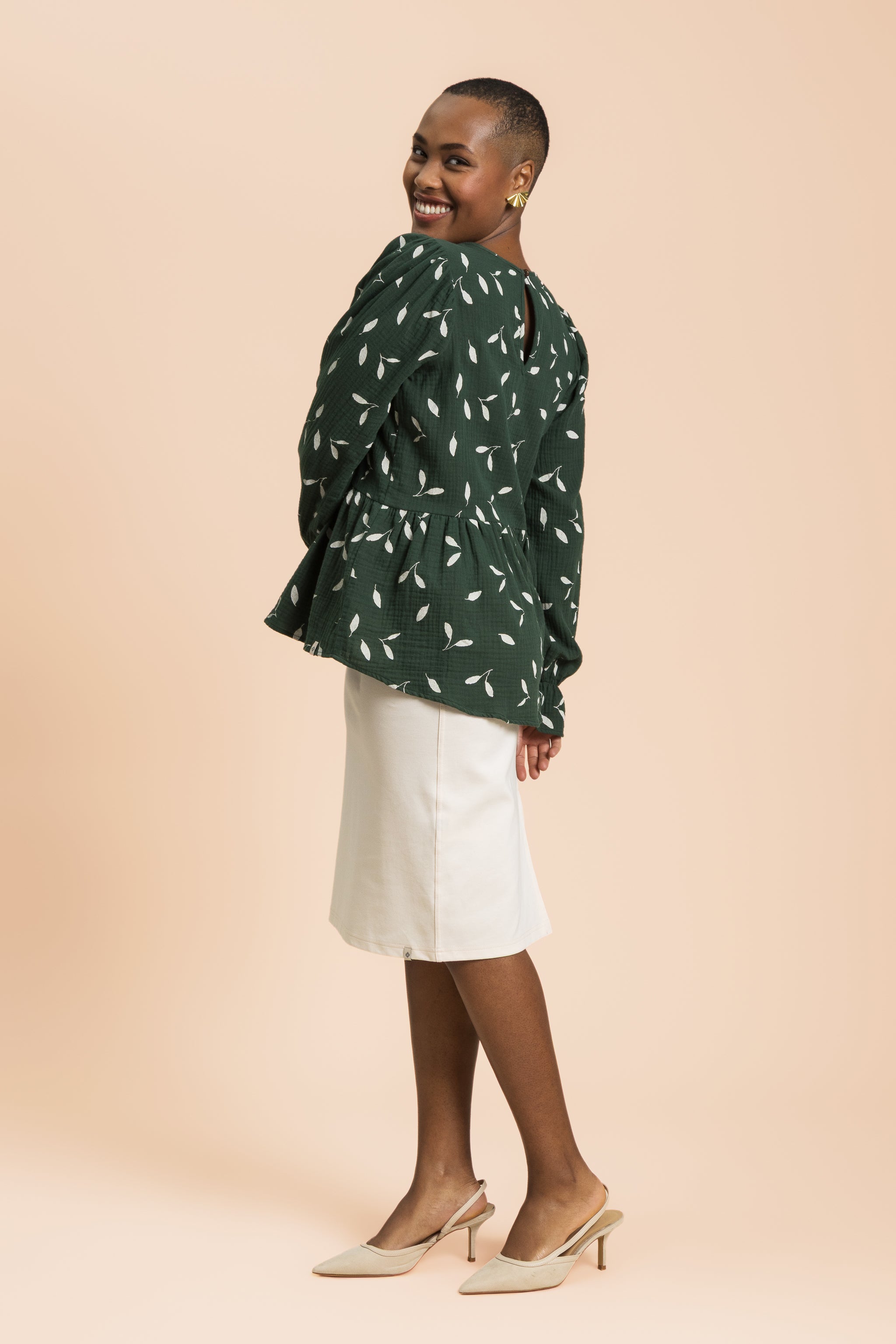 | modelheight:158, size:XS