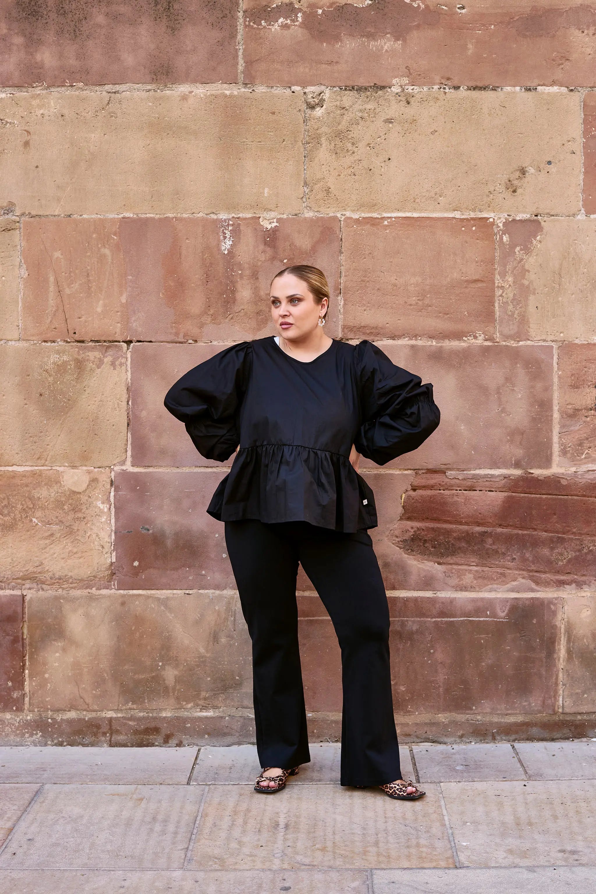 | modelheight:160, size:XL