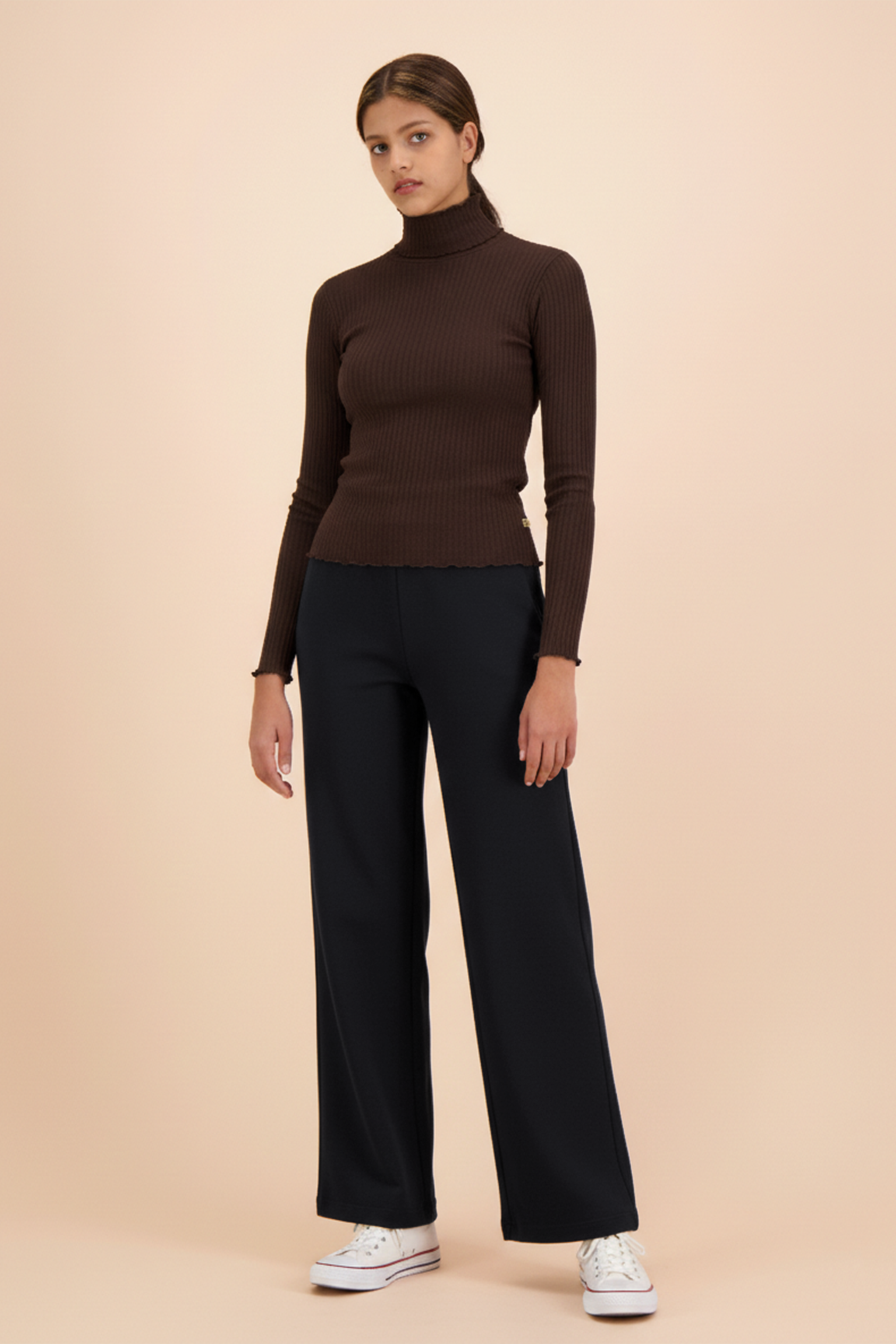 | modelheight:174, size:XS