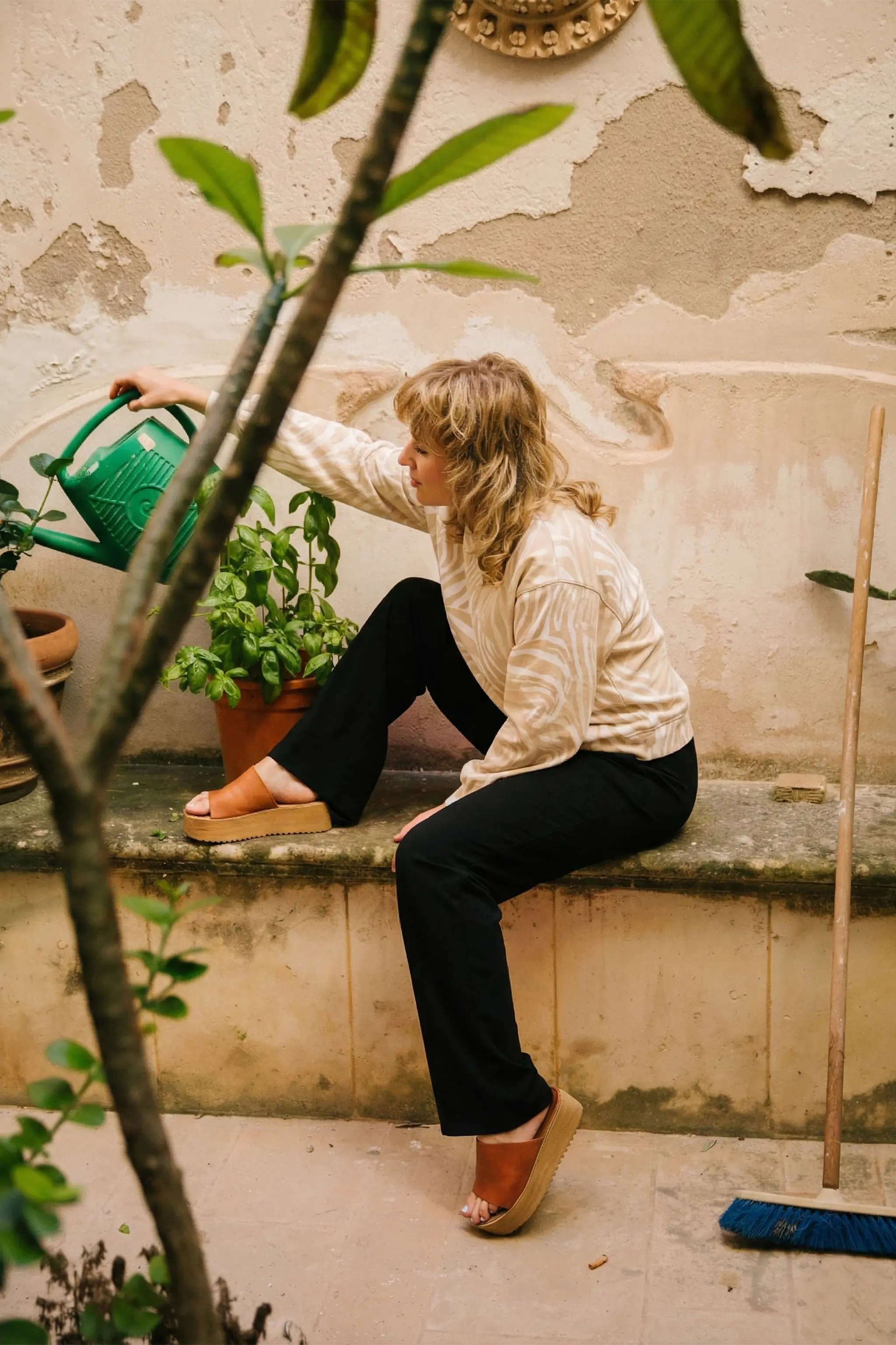 | modelheight:167, size:XS