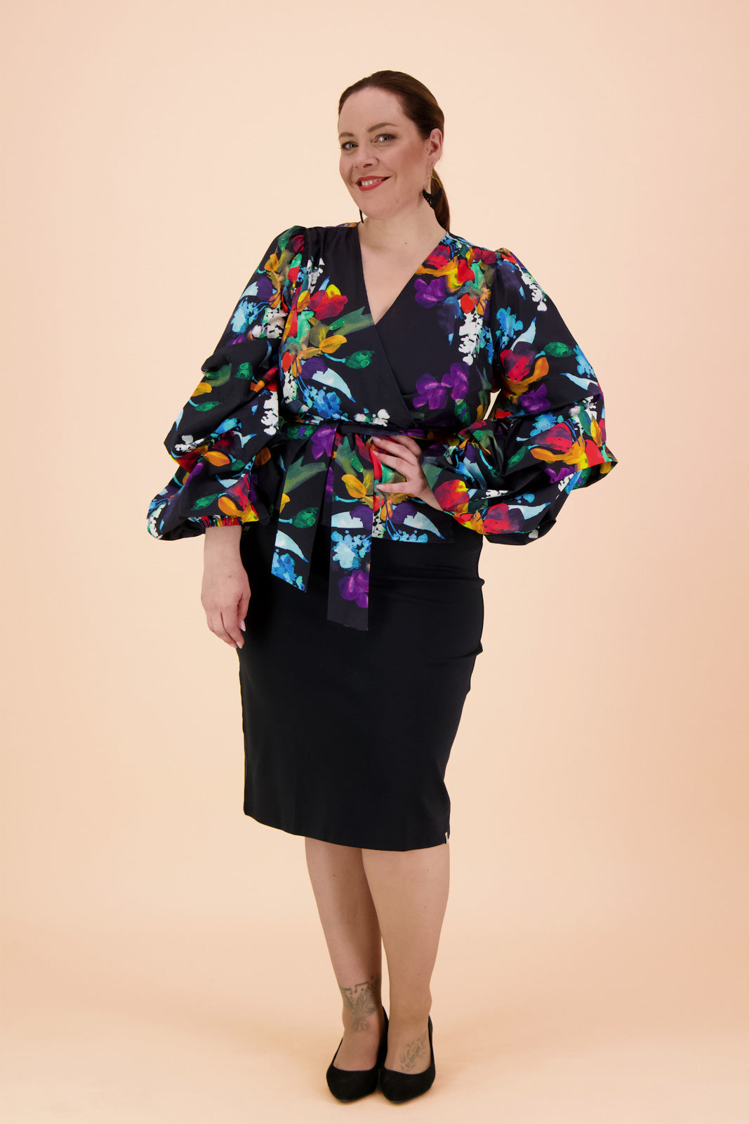 Naisten musta kynähame