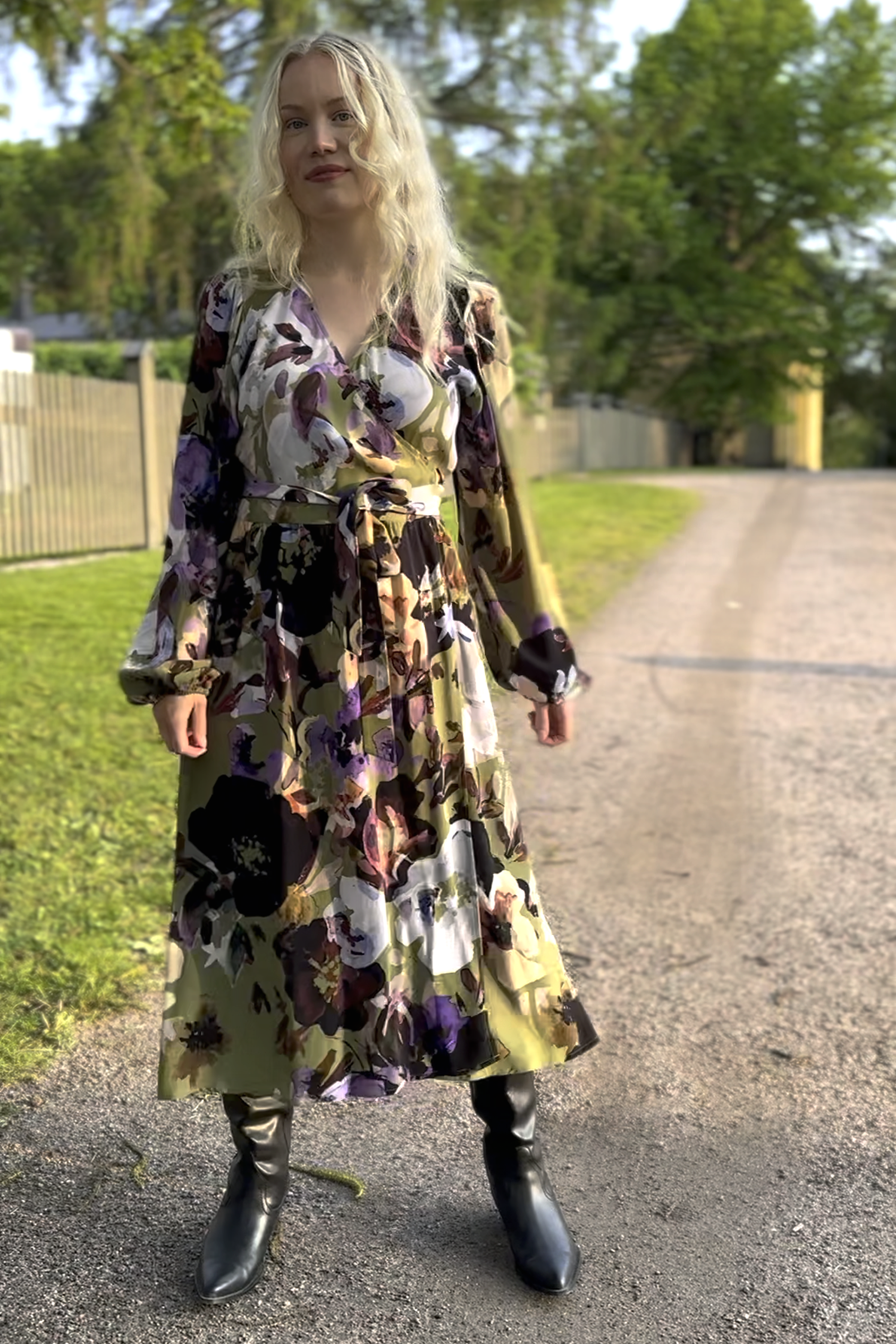 | modelheight:165, size:XS