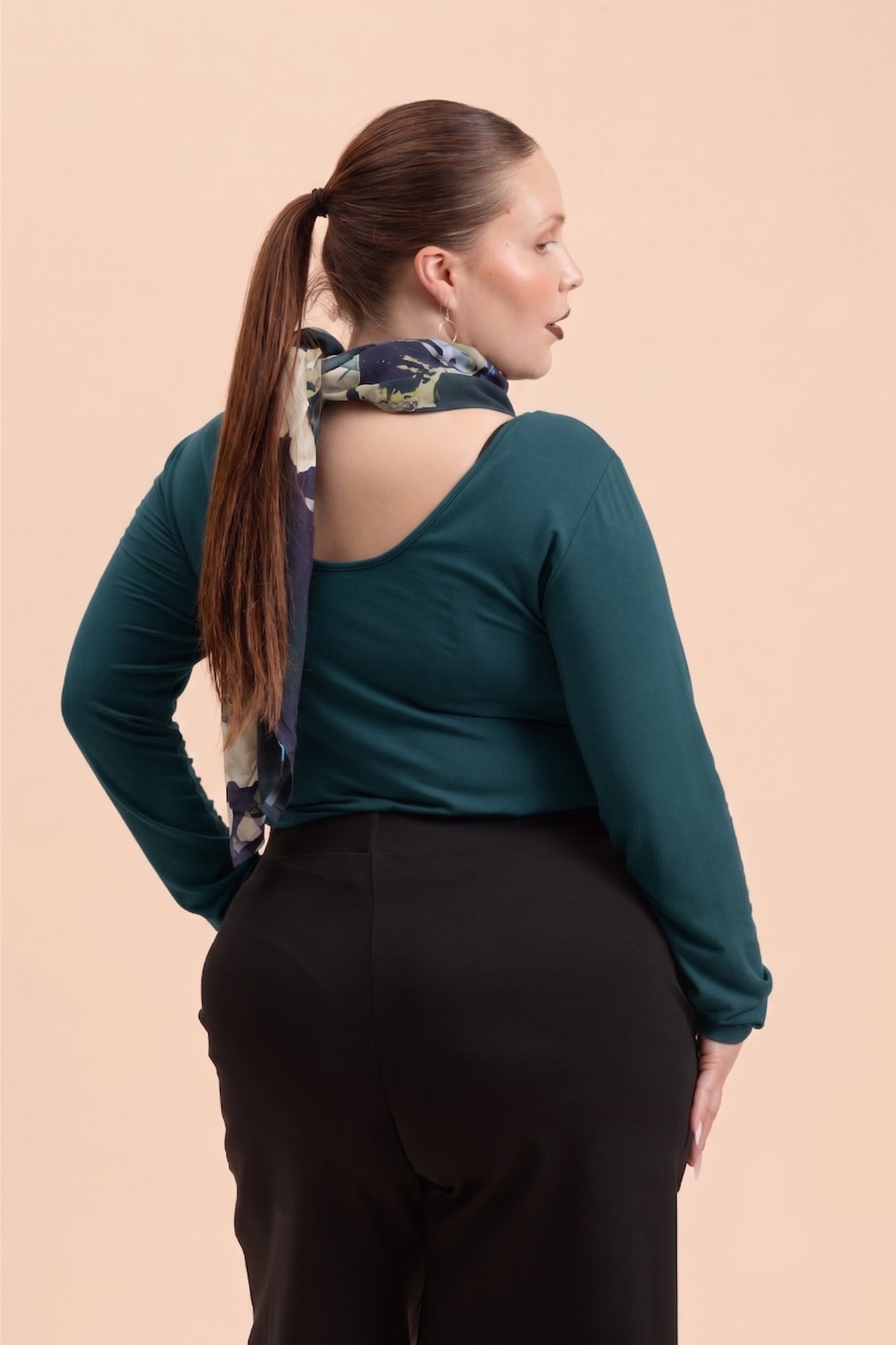 | modelheight:163, size:XL