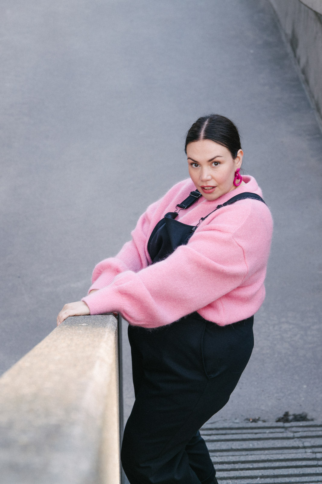 Naisten mustat lappuhaalarit