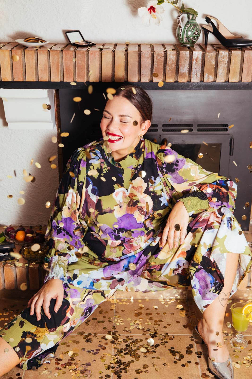 Naisten vihreä paita kukkakuviolla