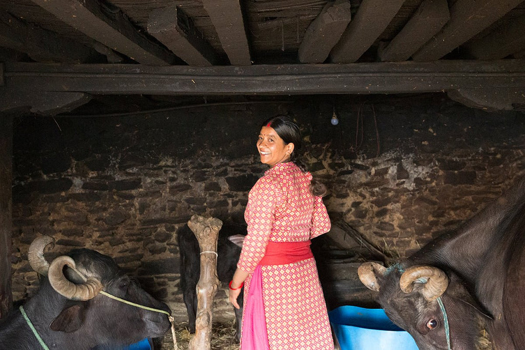Tammikuun terveisiä Lalitpurista! 30-vuotias Srijana saa voimaa muista naisista - Kaiko Clothing Company Oy