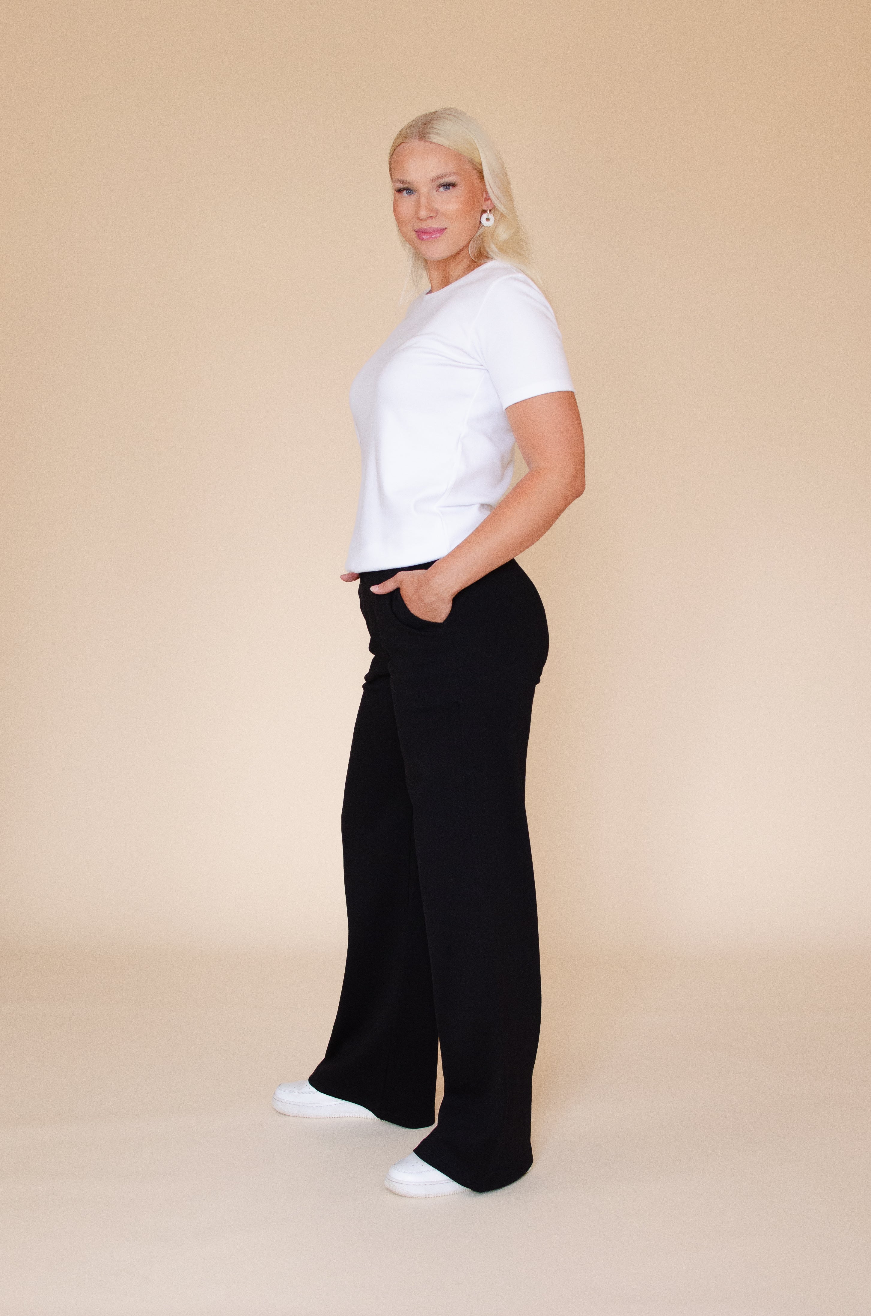 | modelheight:173, size:XS tall