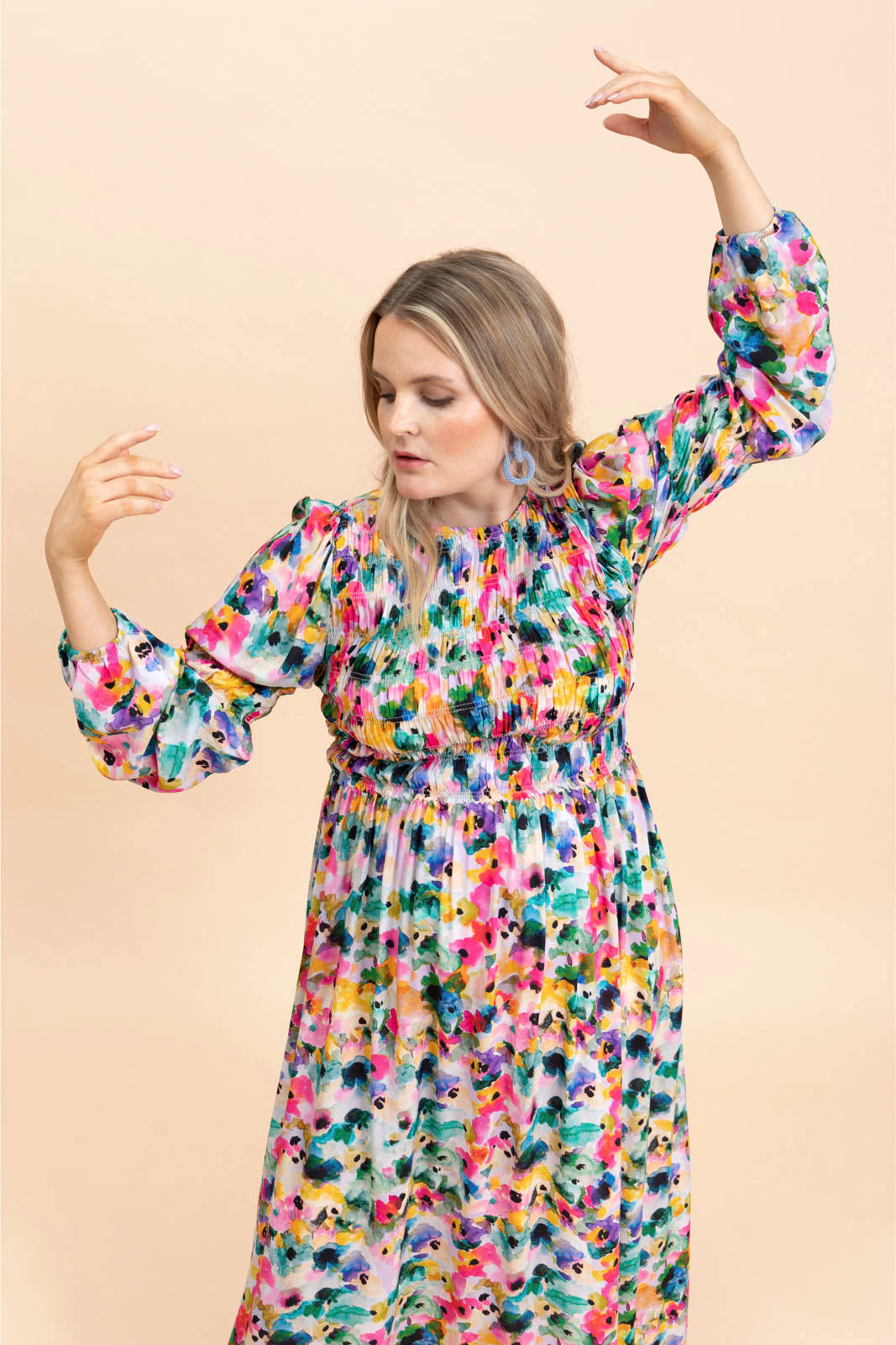 | modelheight:166, size:M