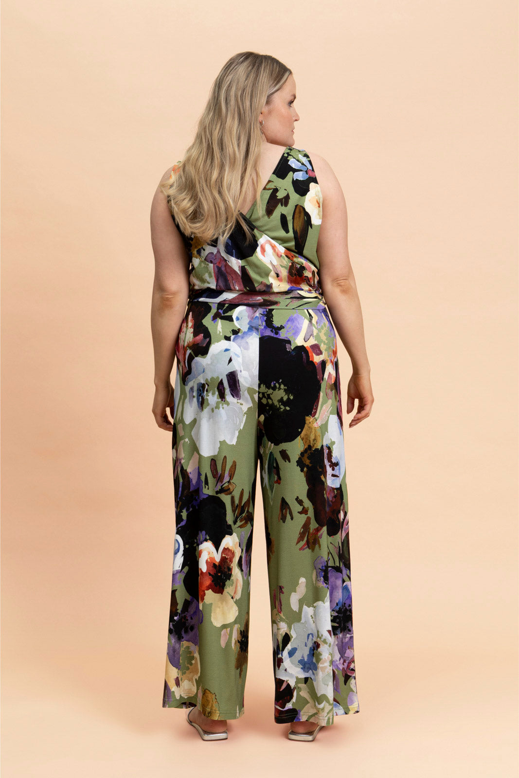 | modelheight:166, size:M