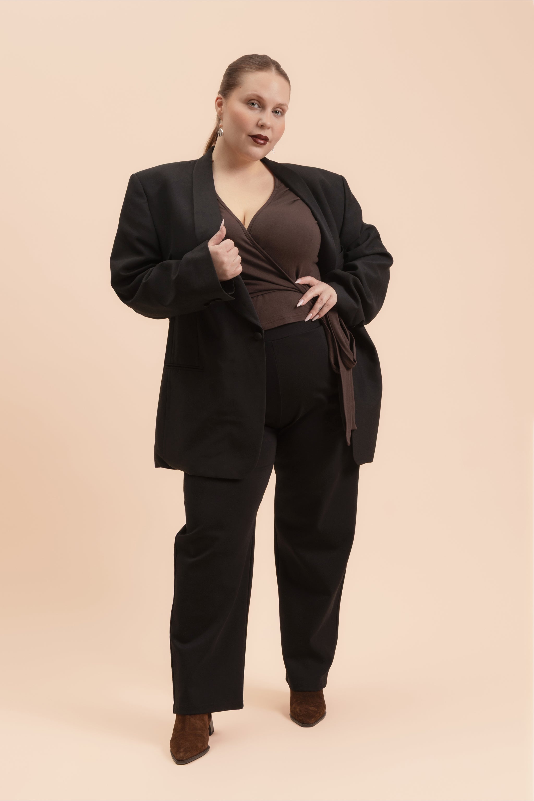 | modelheight:163, size:XL
