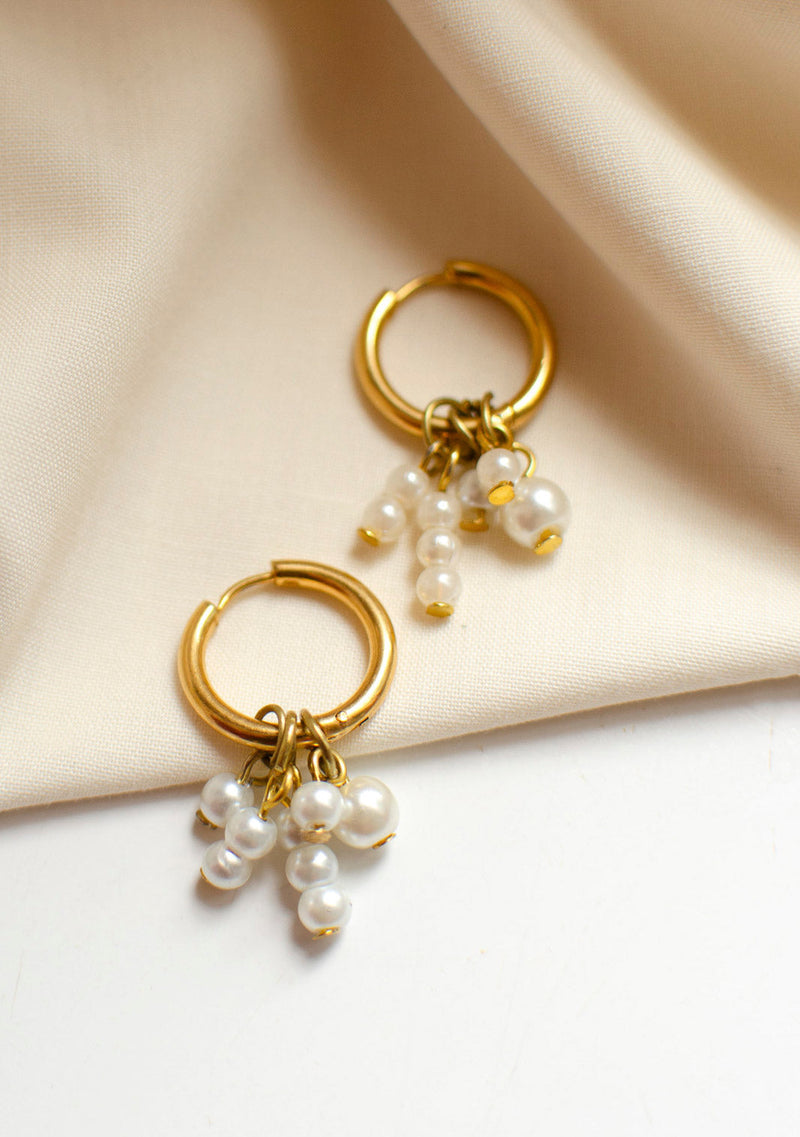 Sona Earrings, Pearl