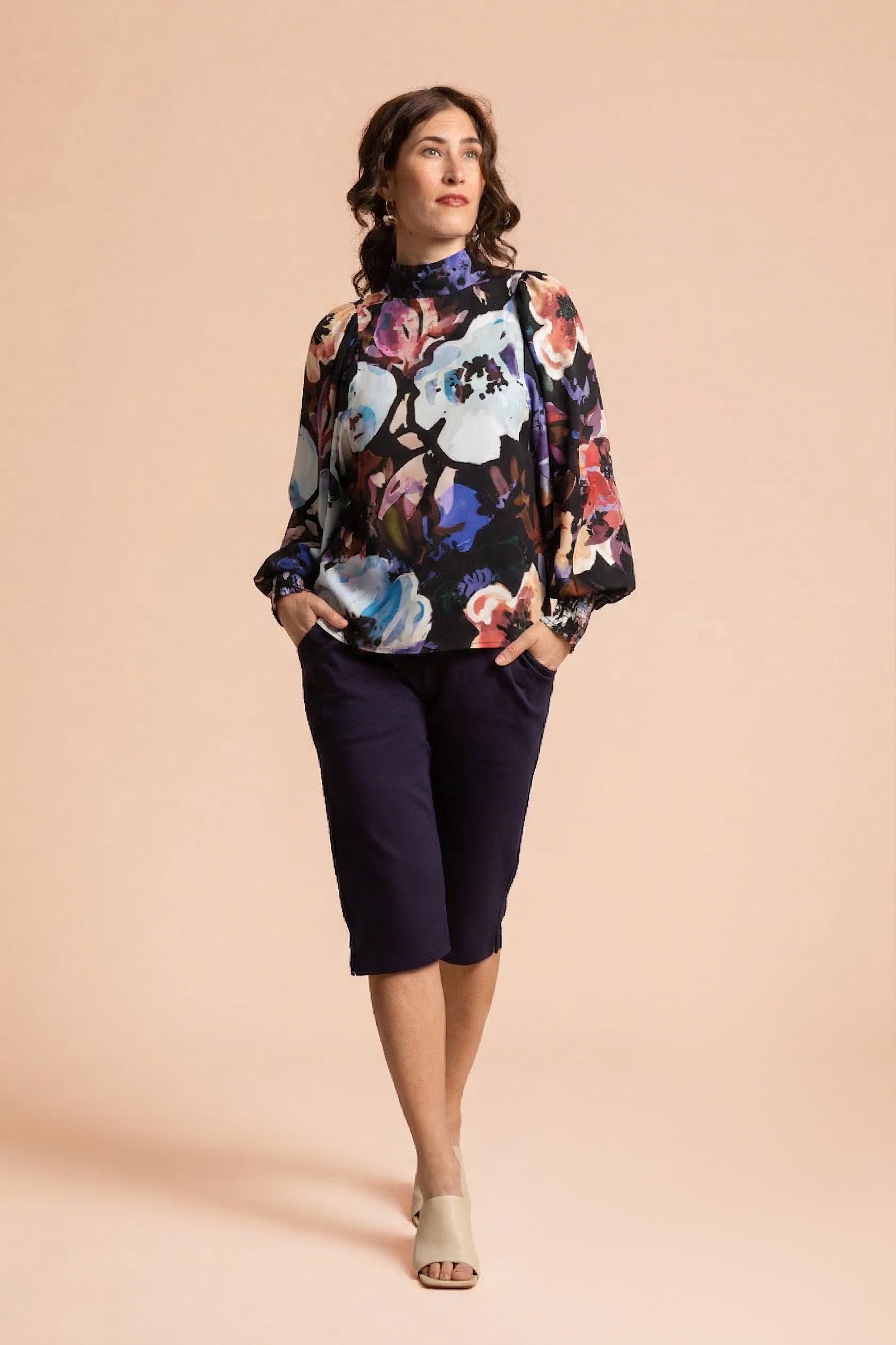 | modelheight:163, size:XS