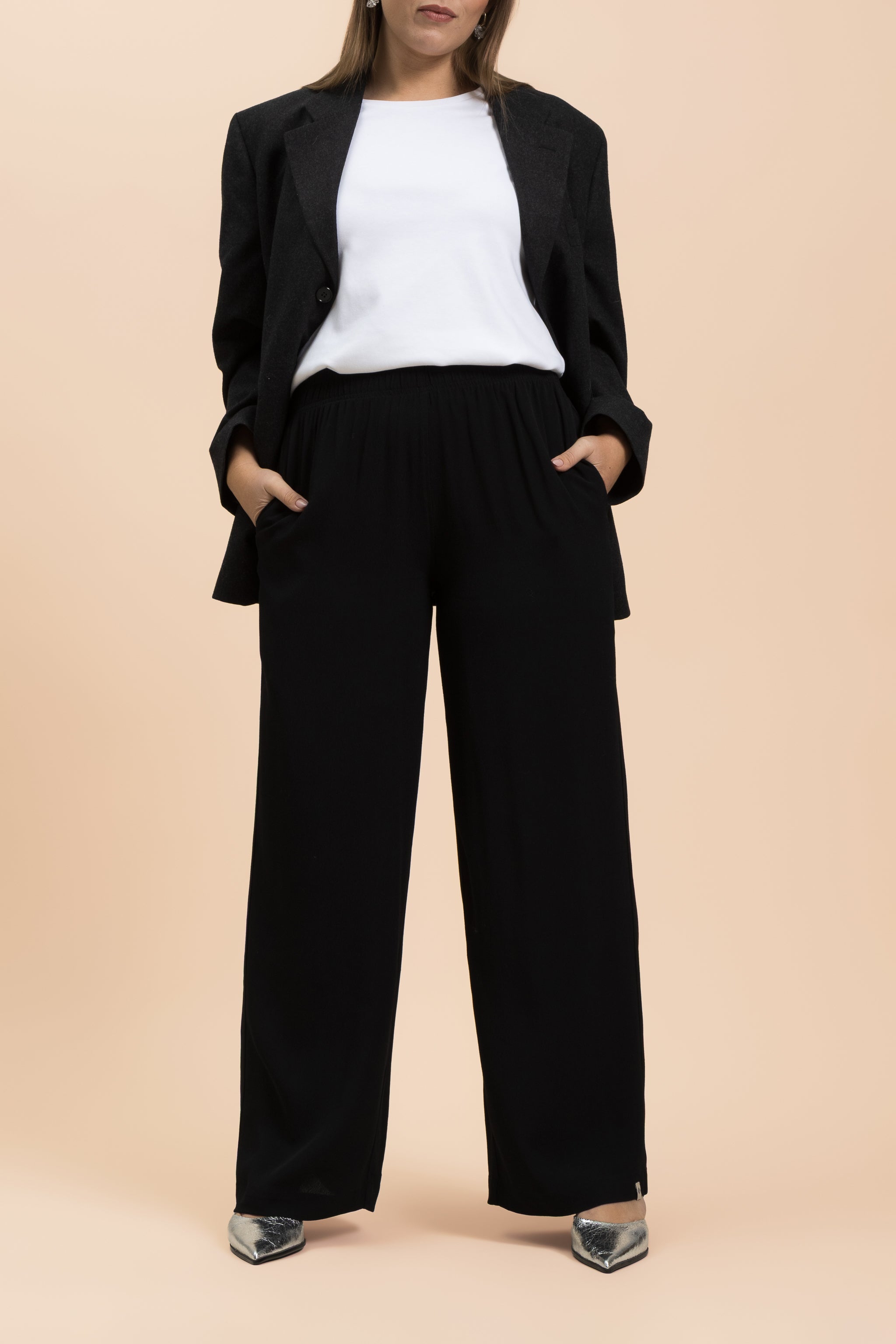 | modelheight:168, size:M