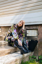 Naisten vihreä kreppiviskoosinen kietaisumekko kukkakuosilla