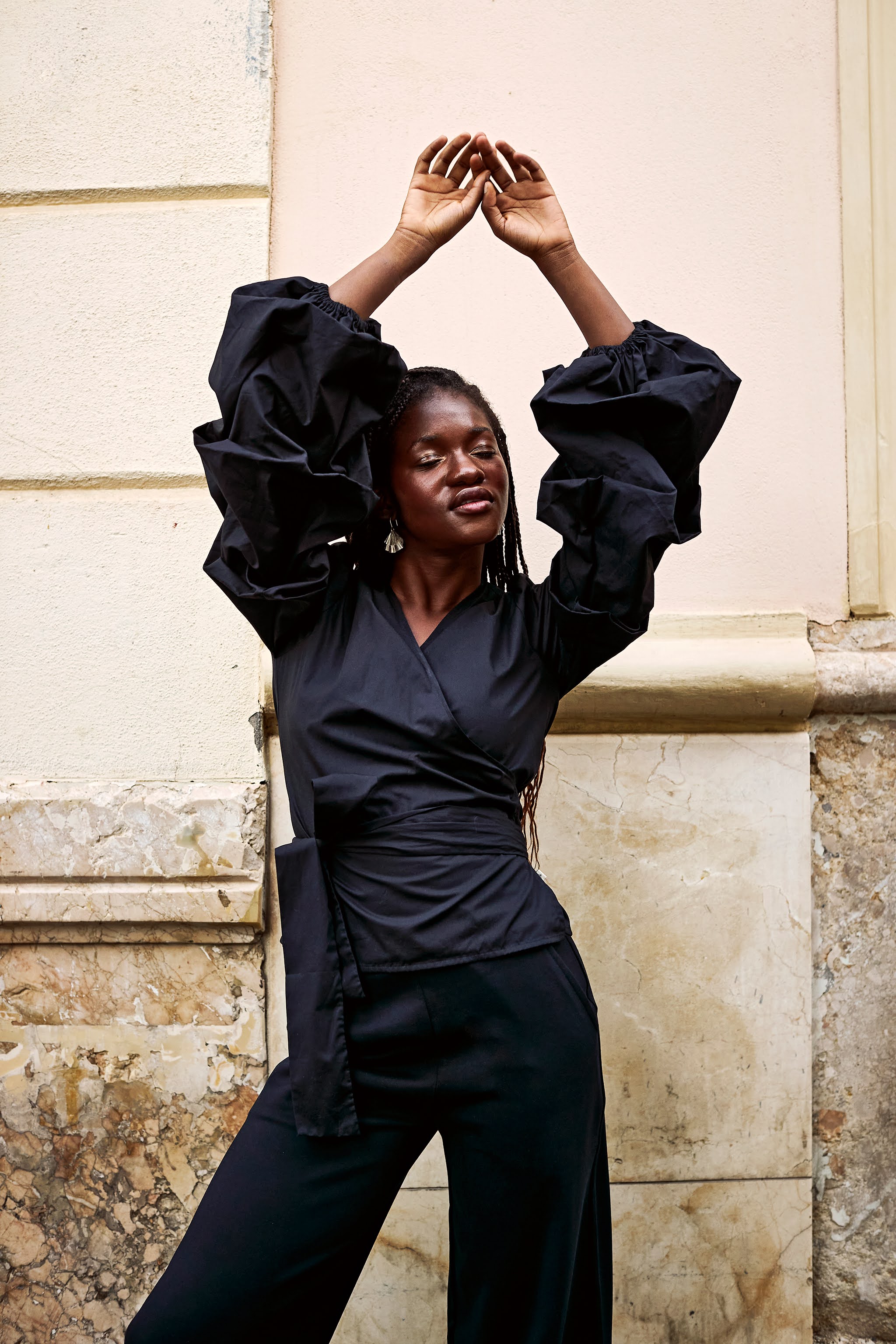 | modelheight:168, size:XS