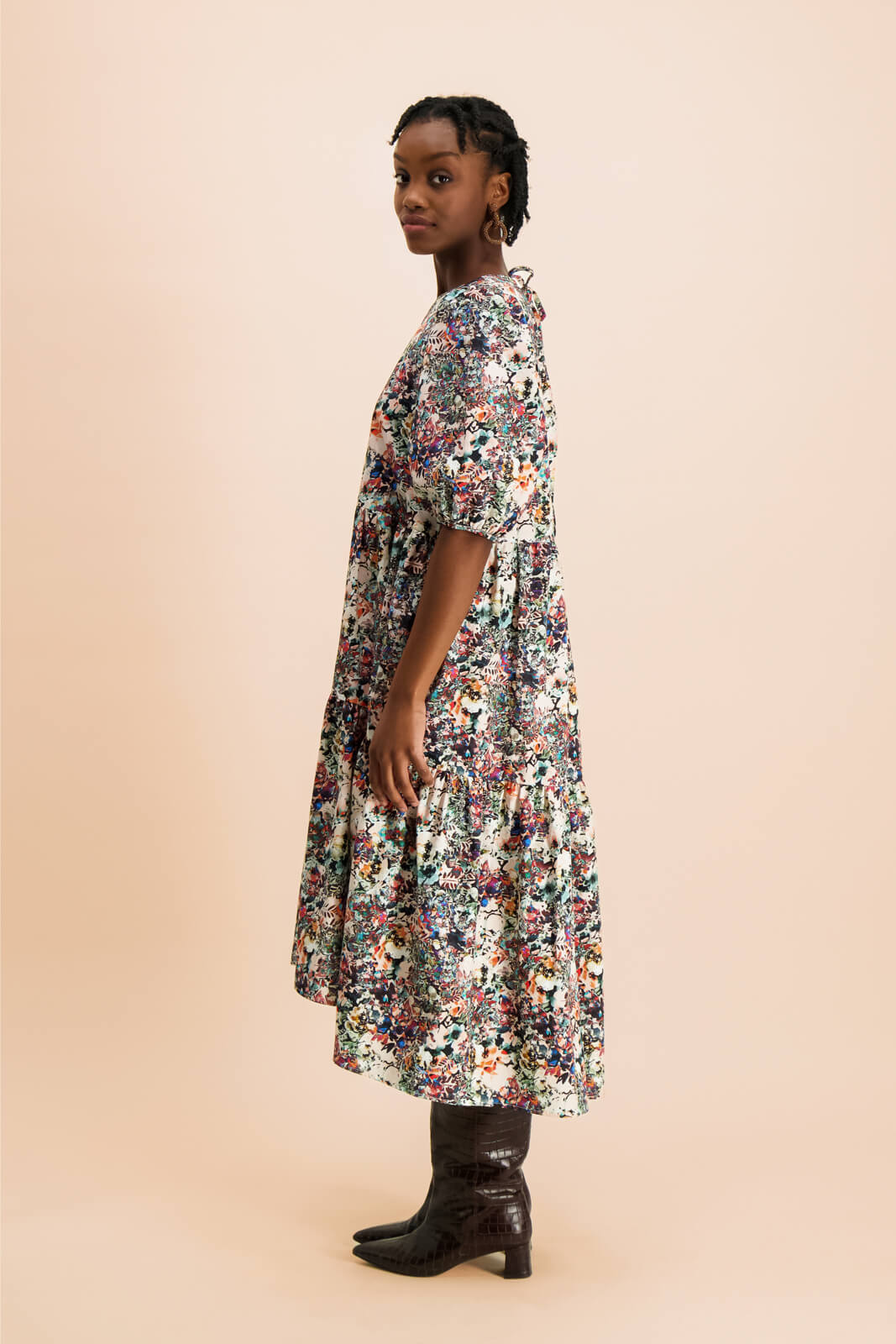 | modelheight:169, size:S