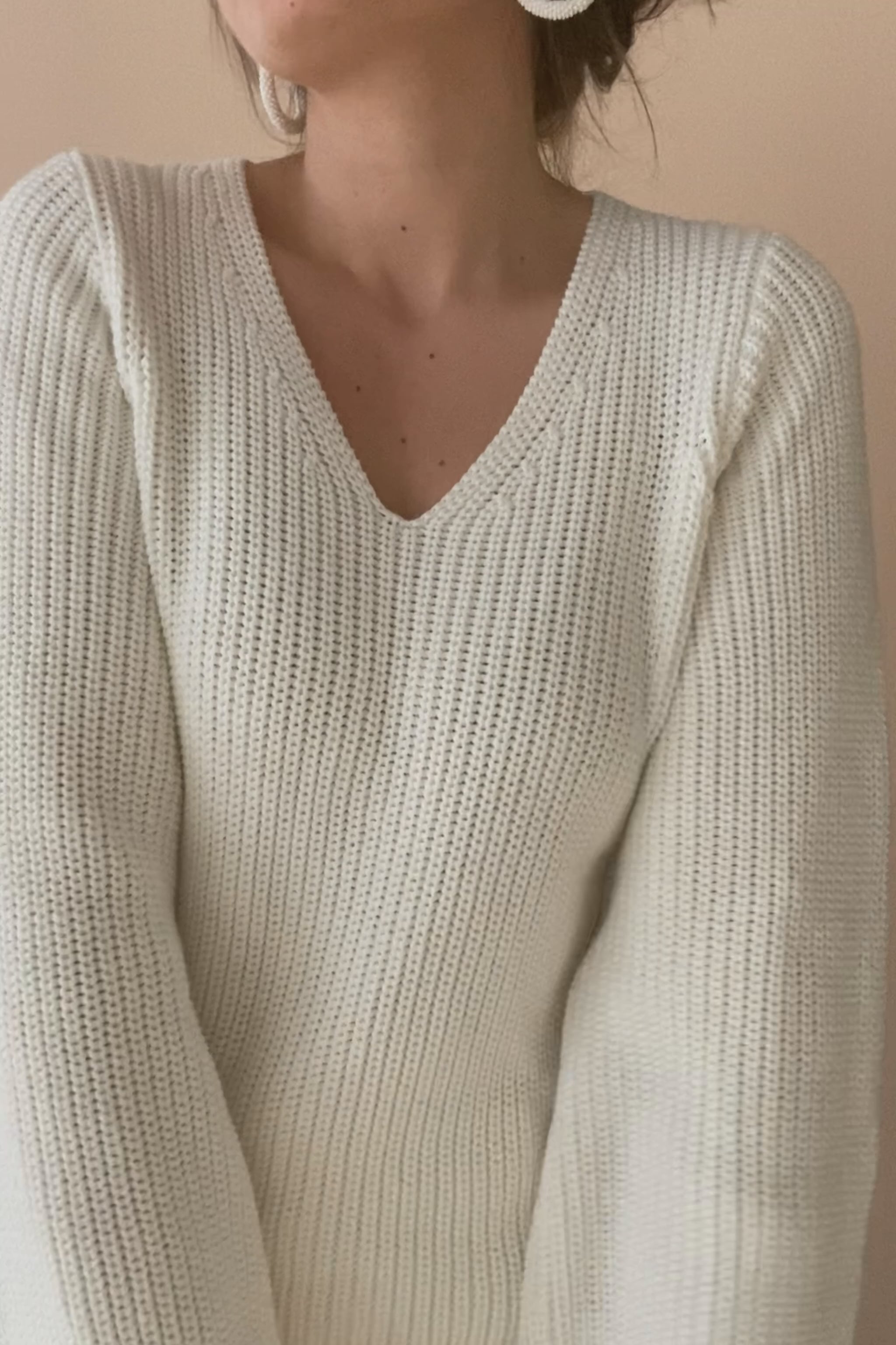 V-neck jumper, Offwhite – KAIKO