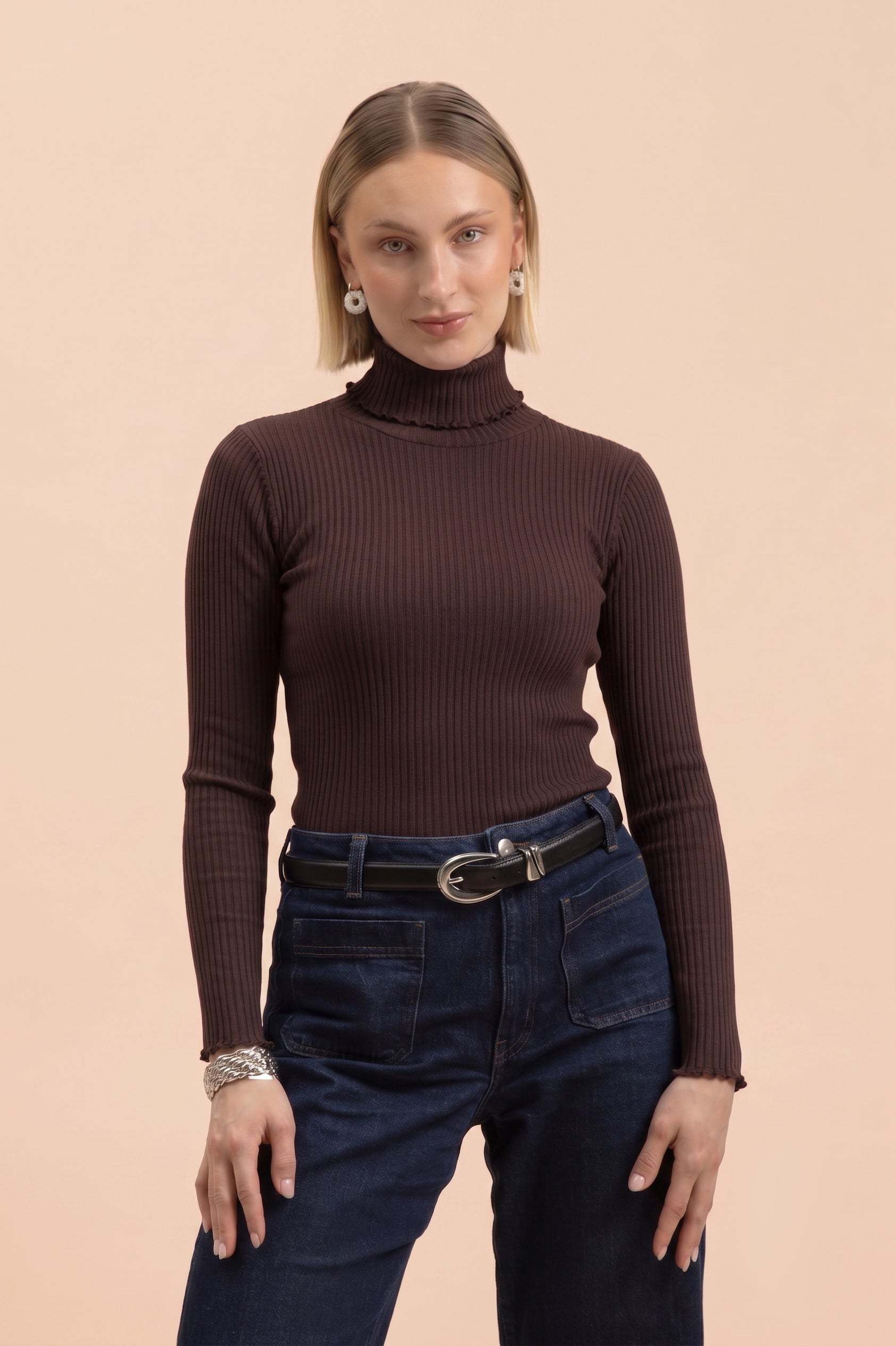  | modelheight:172, size:XS