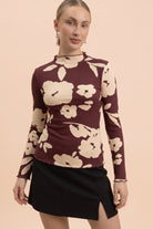 | modelheight:172, size:XS