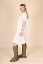 Naisten kermanvalkoinen t-paitamekko