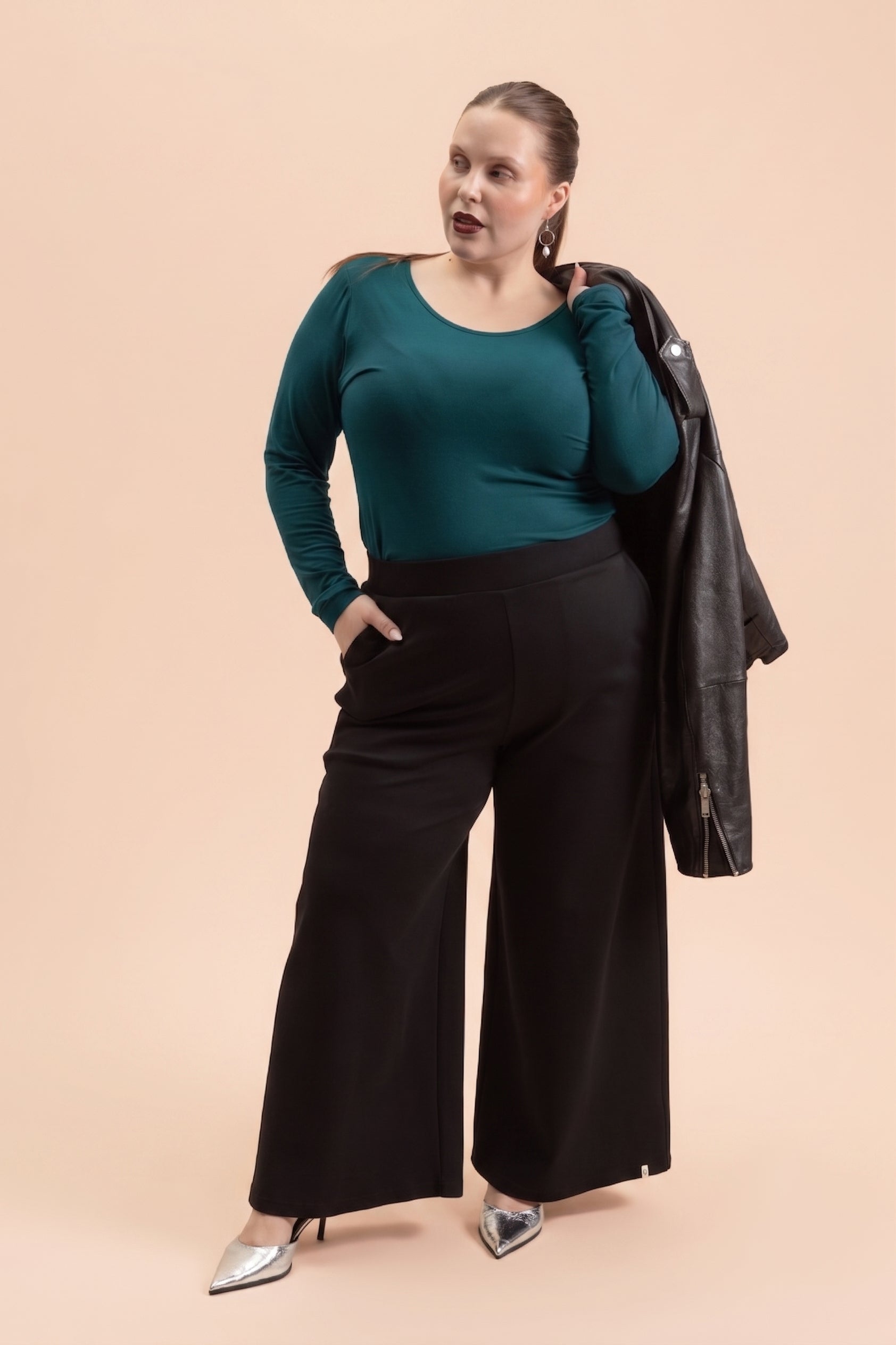 | modelheight:163, size:XL