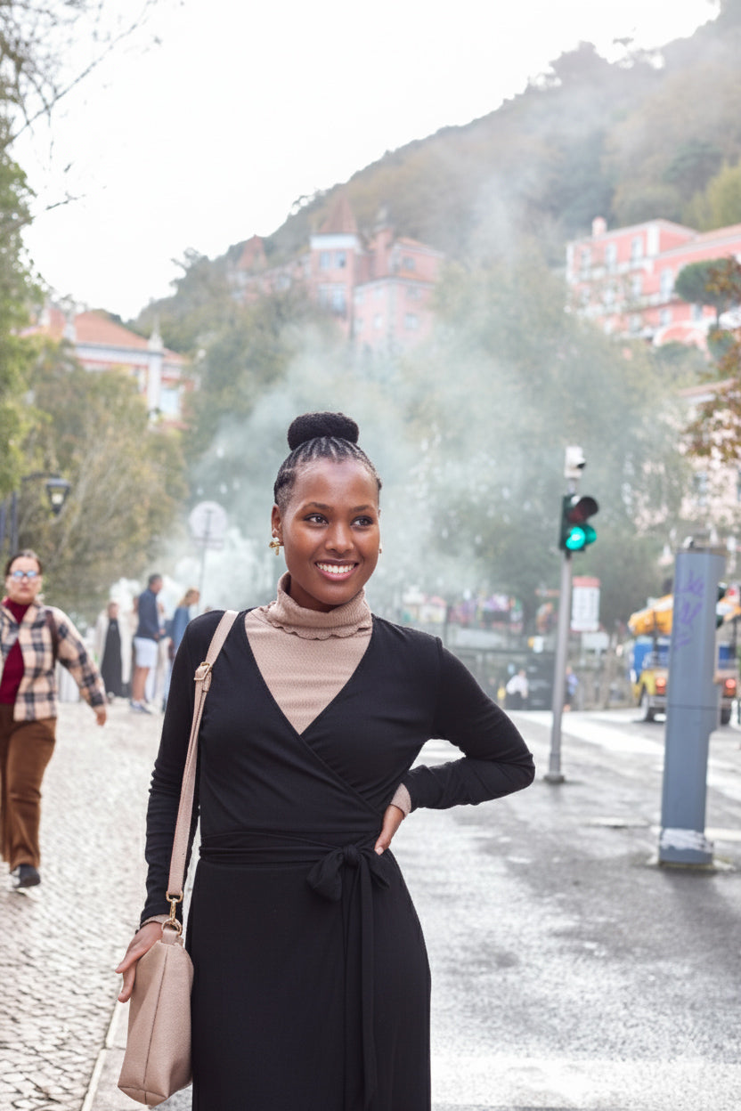 Naisten beigen värinen puuvillainen poolopaita