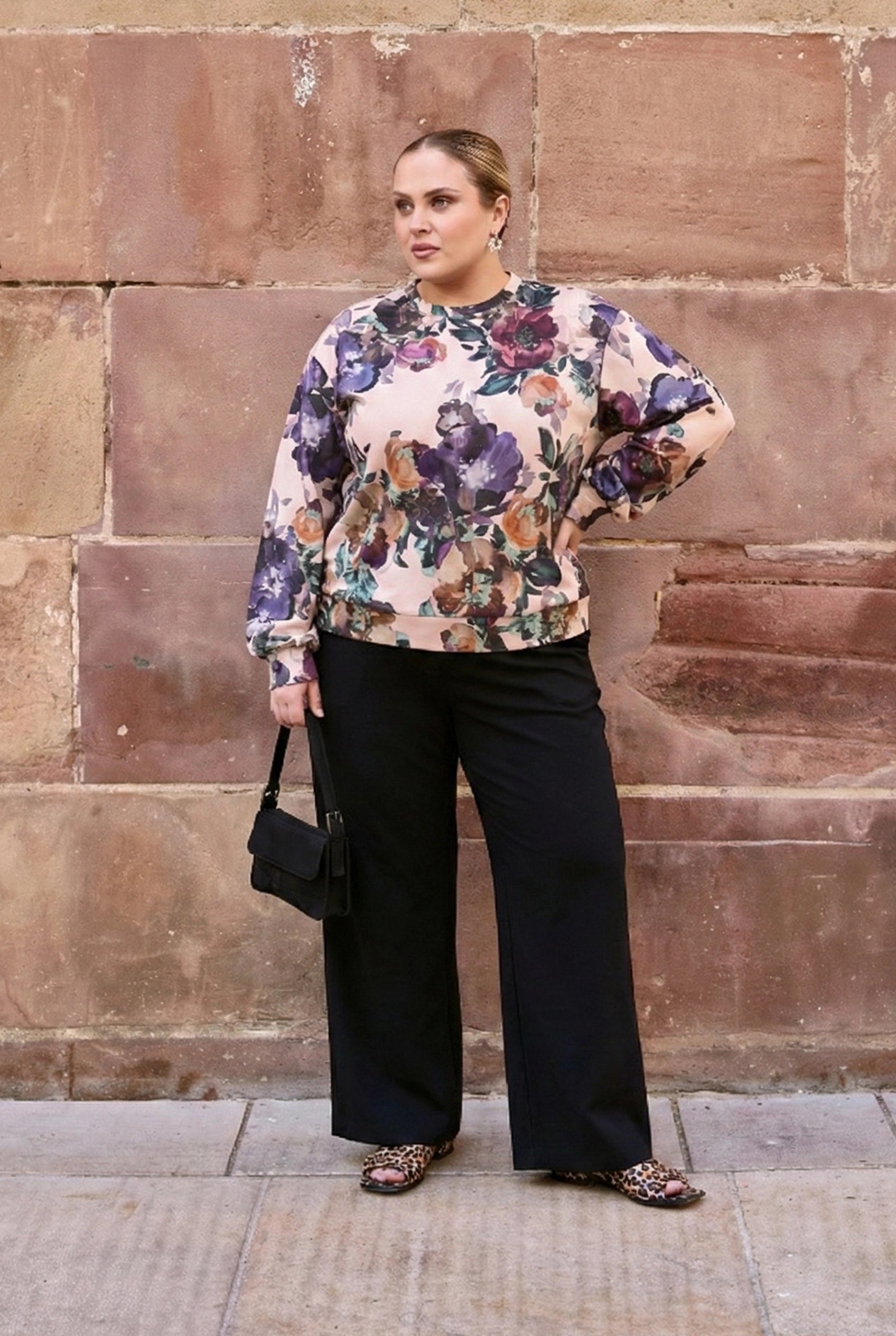 | modelheight:160, size:XL