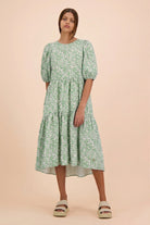 | modelheight:174, size:XS