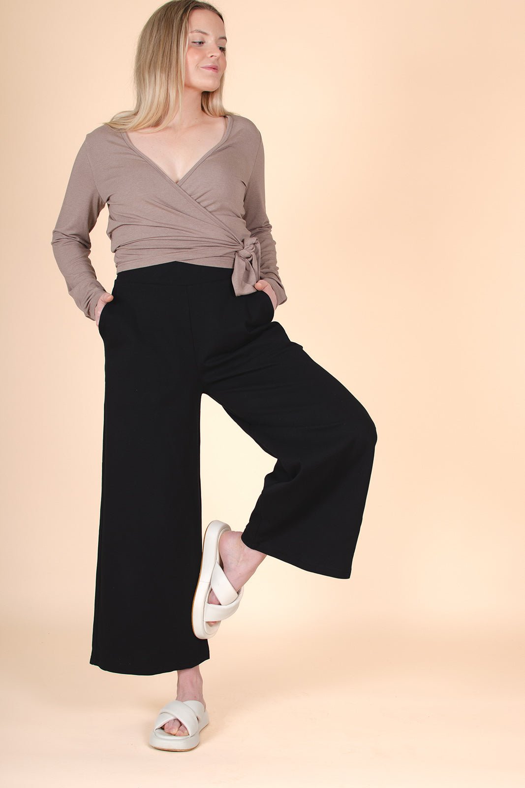 Everyday Culottes, Black - Kaiko Clothing Company Oy