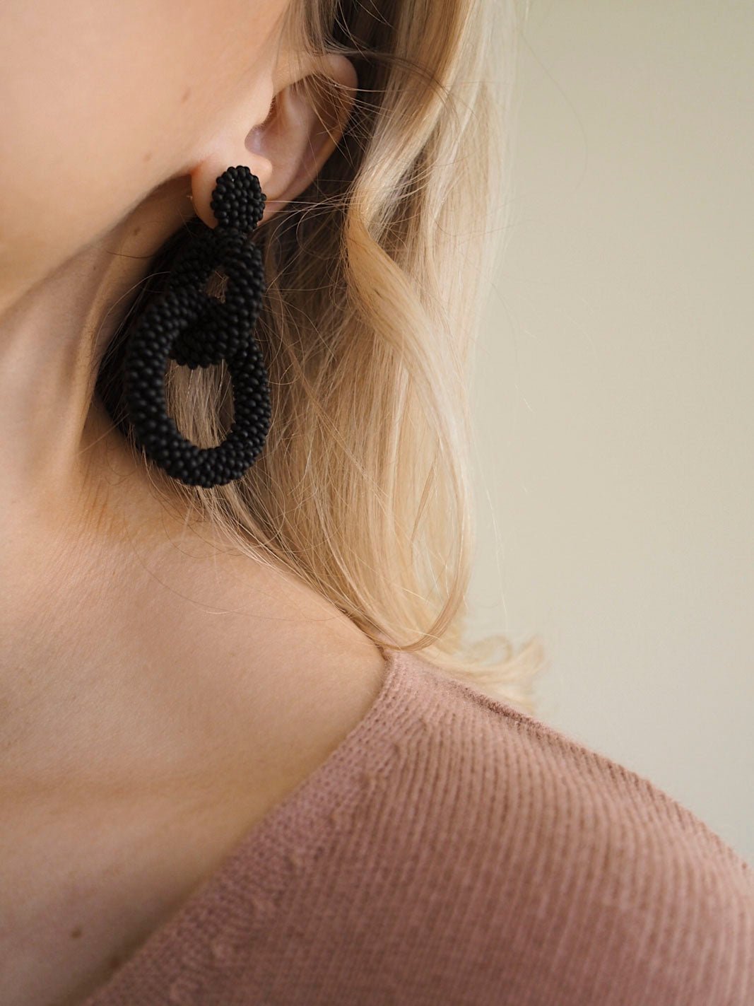 Gia Earrings, Black - Kaiko Clothing Company Oy