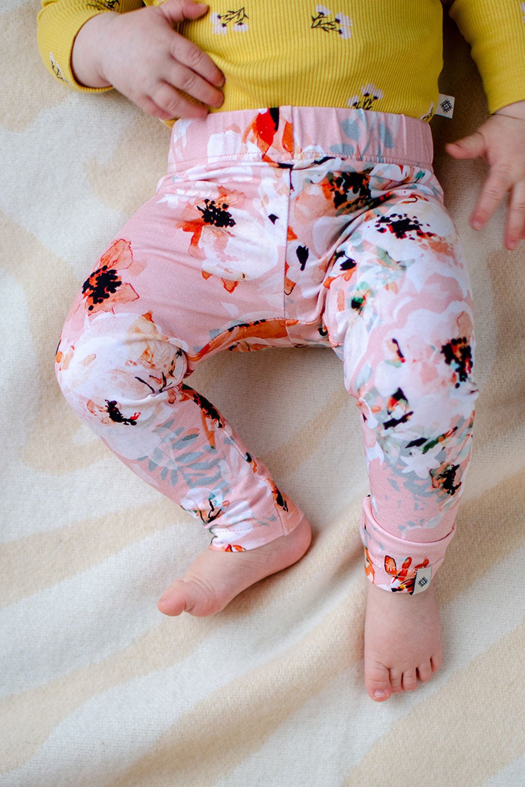 Leggings, Peach Blush - Kaiko Clothing Company Oy