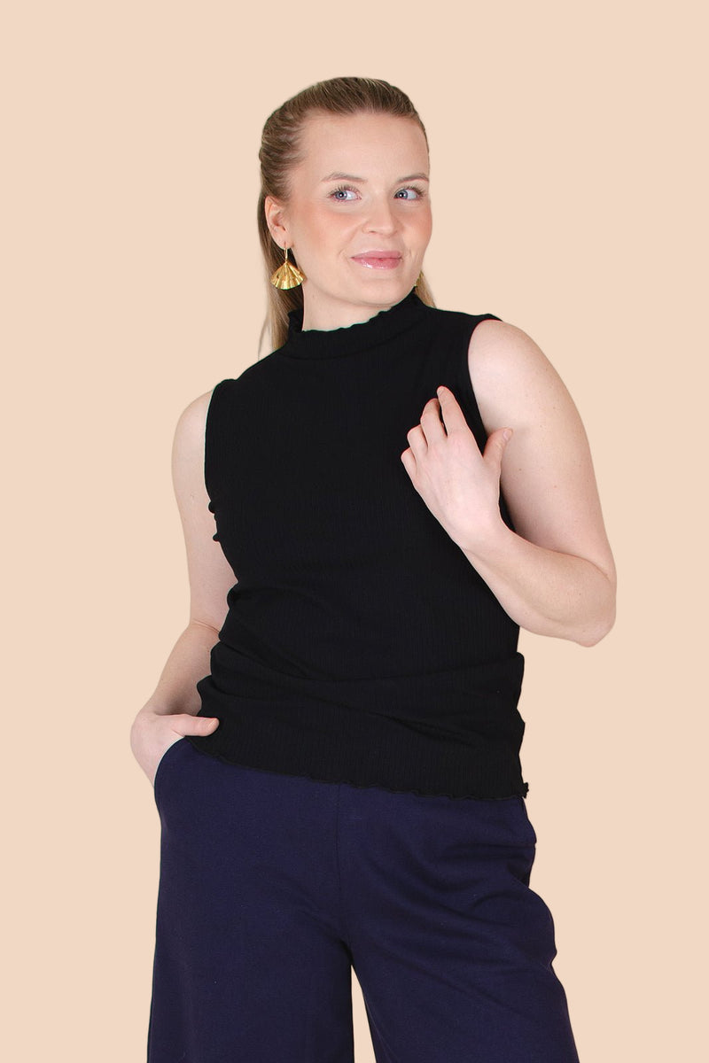 Naisten musta ribbitoppi | modelheight:166, size:M