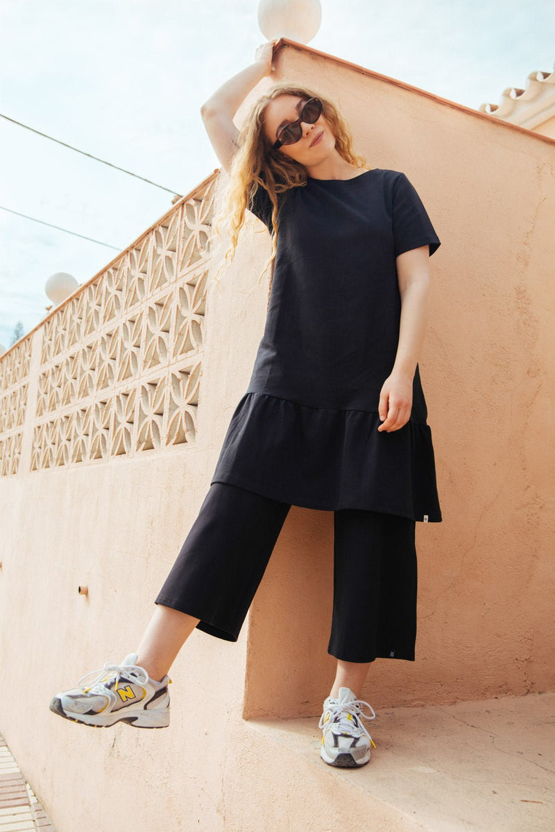 Ruffle T-shirt Dress, Black - Kaiko Clothing Company Oy